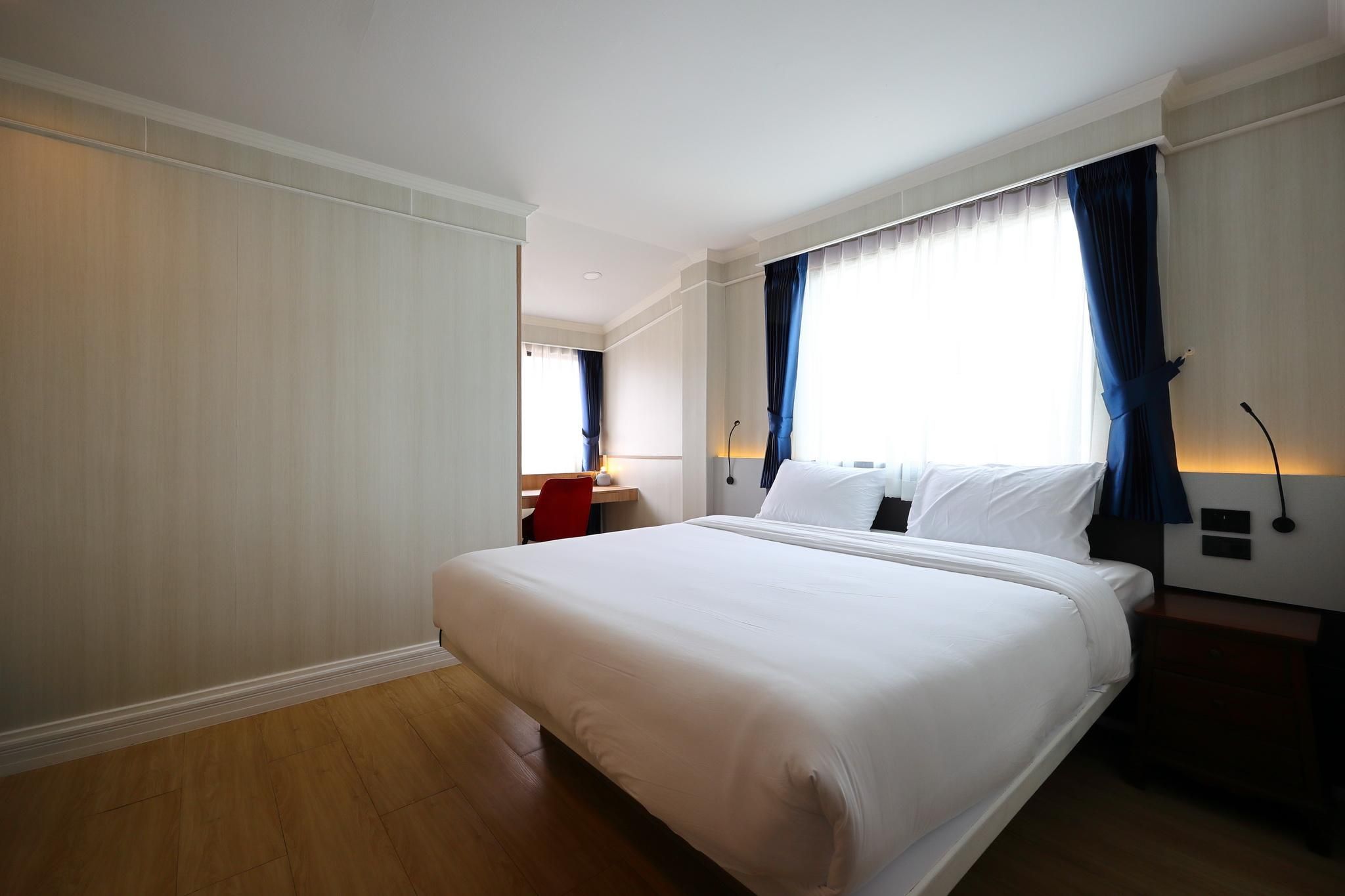 Deluxe High Floor