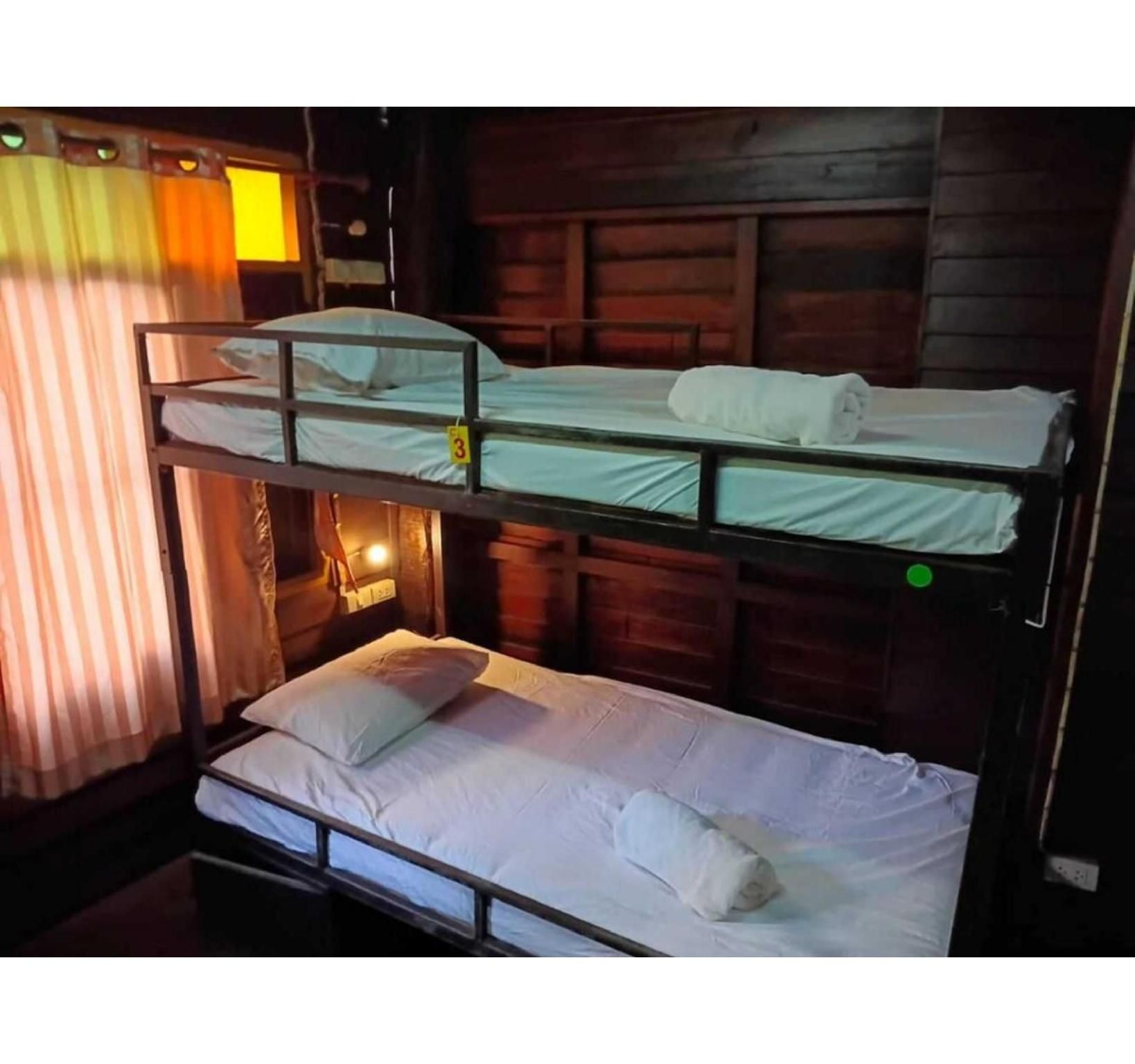 Female Dormitory 01 - 6 Bunk Beds