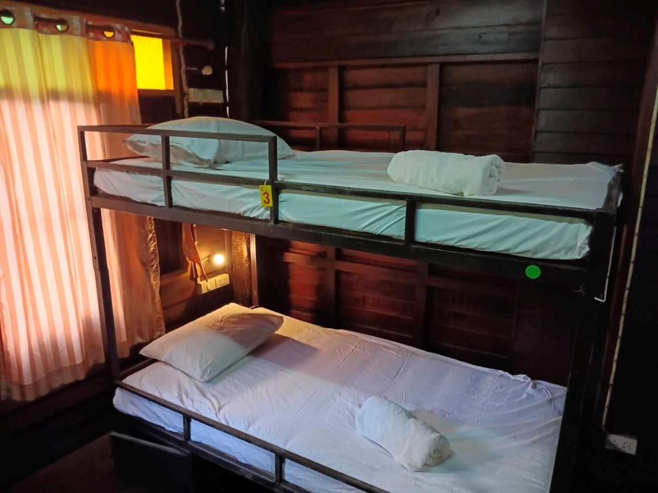 Female Dormitory 01 - 6 Bunk Beds