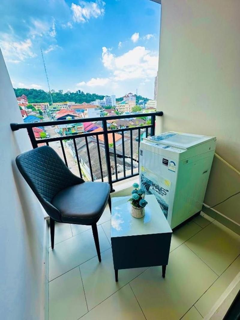 One Bedroom Apartment Garden View