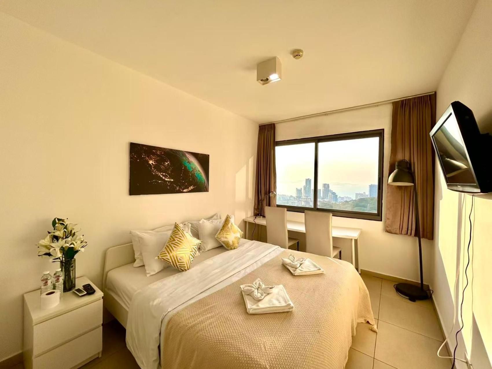 Two-Bedroom Apartment with Balcony