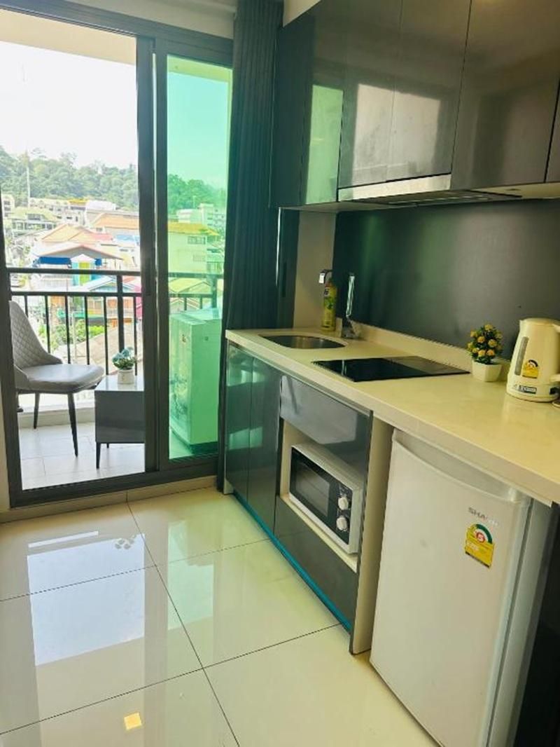 One Bedroom Apartment