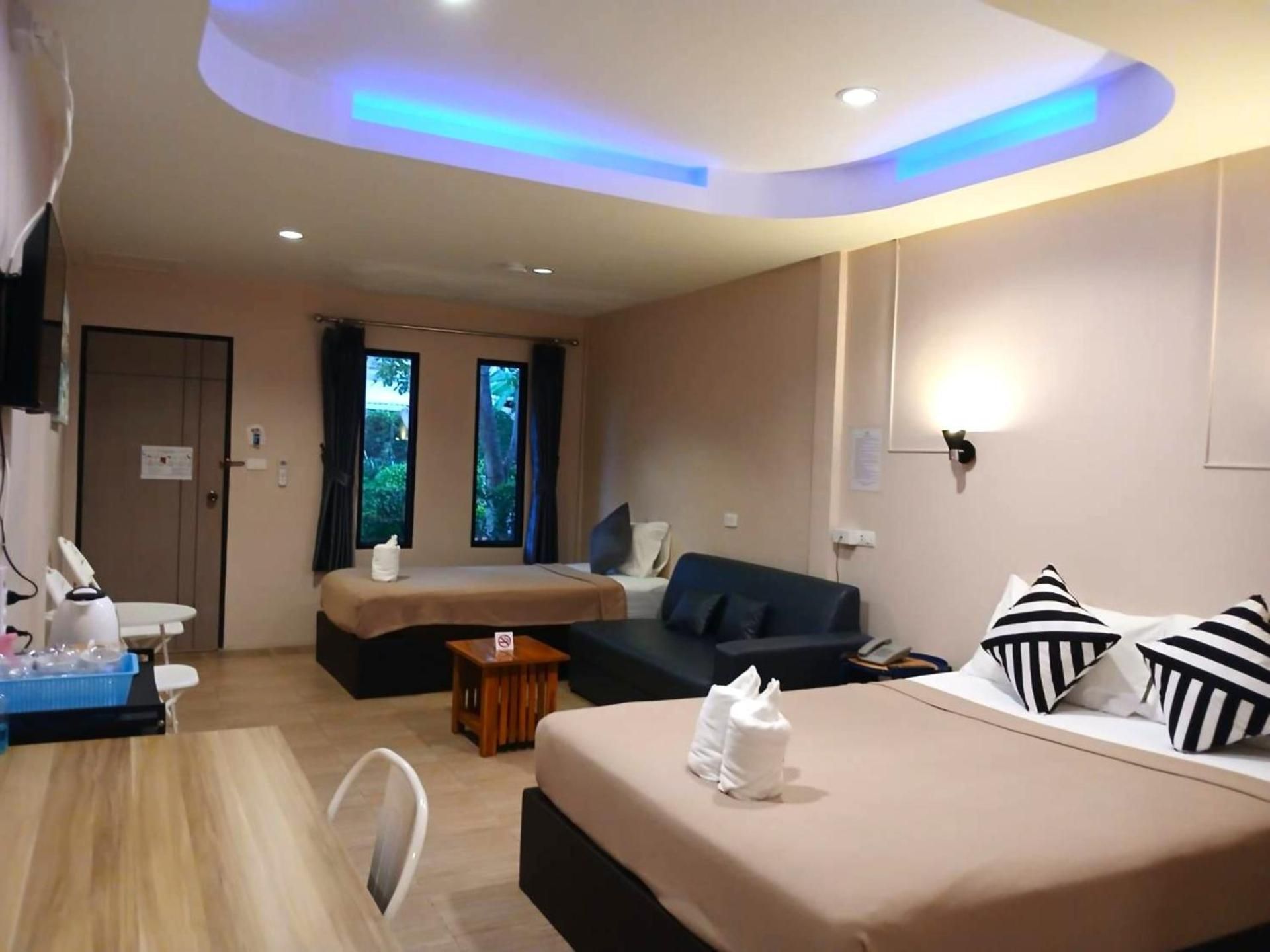 Superior Triple Room