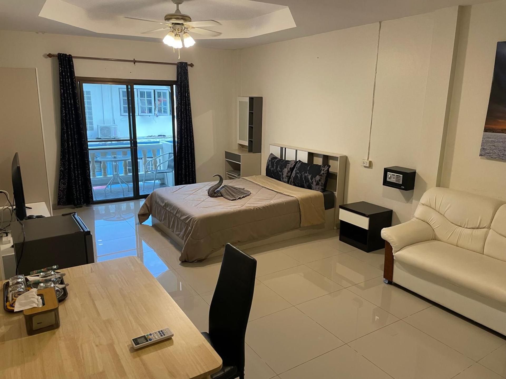 Queen Room with Balcony