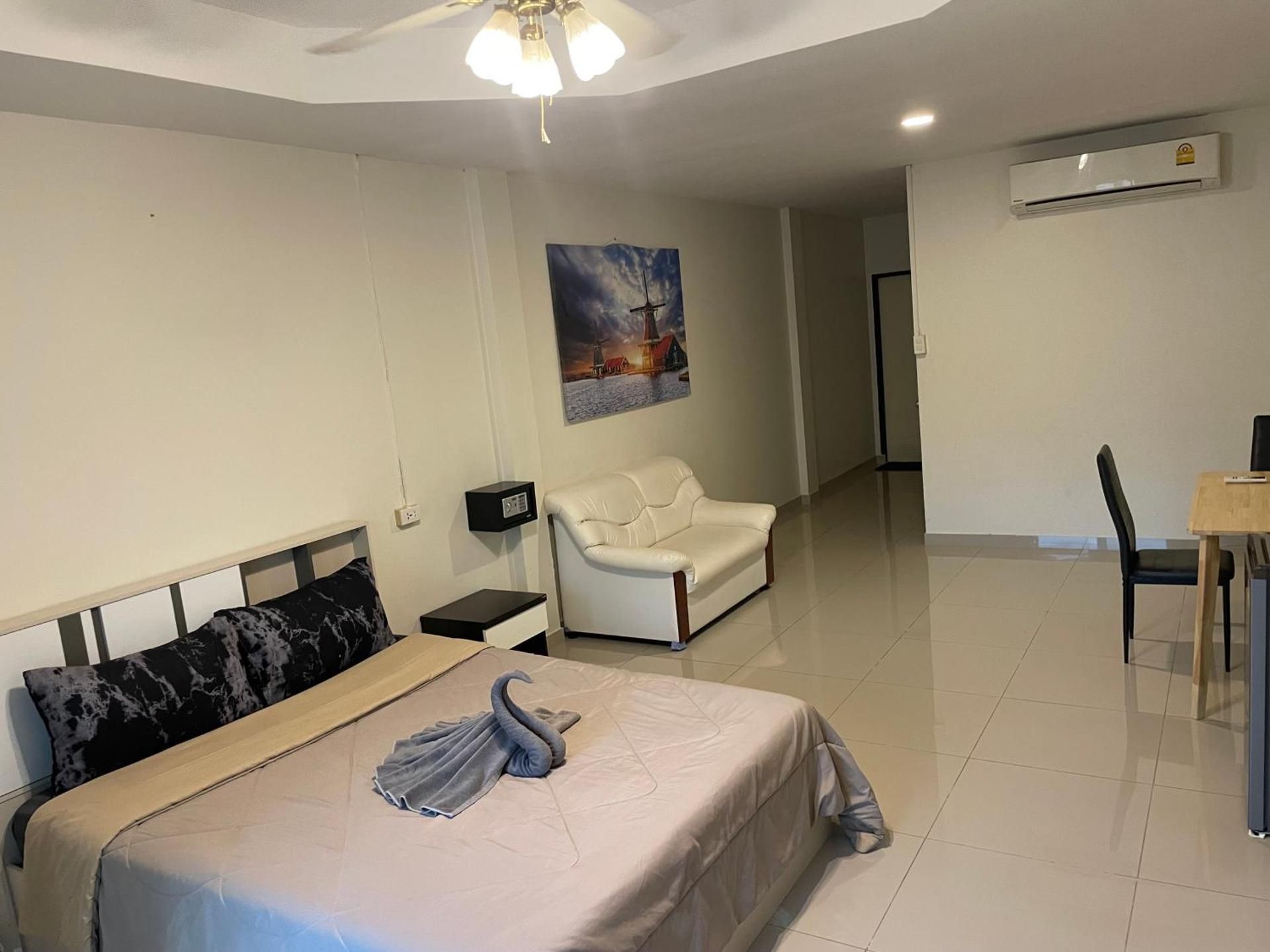 Queen Room with Balcony