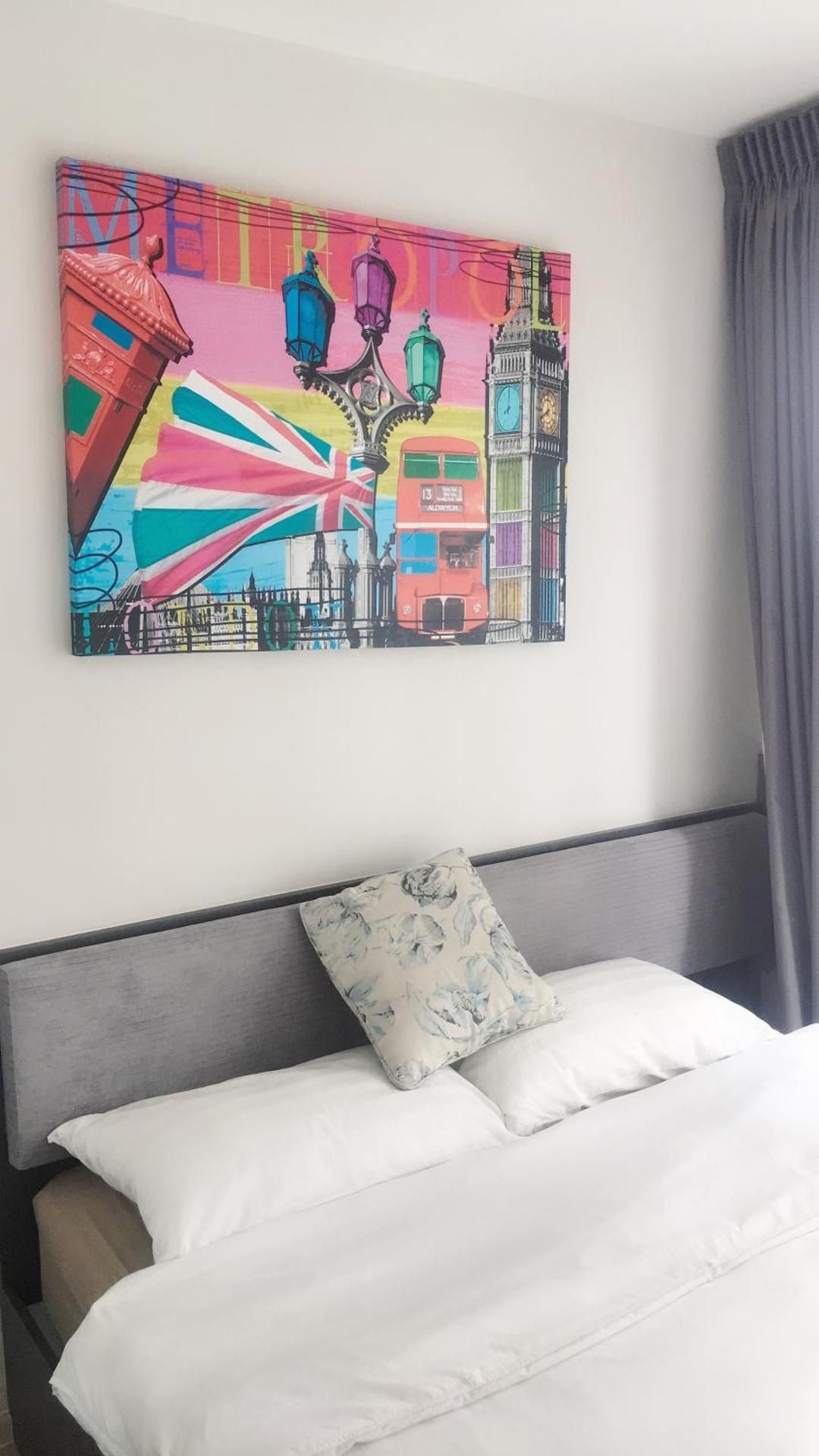 The Base Condo Apartment with Pool View 