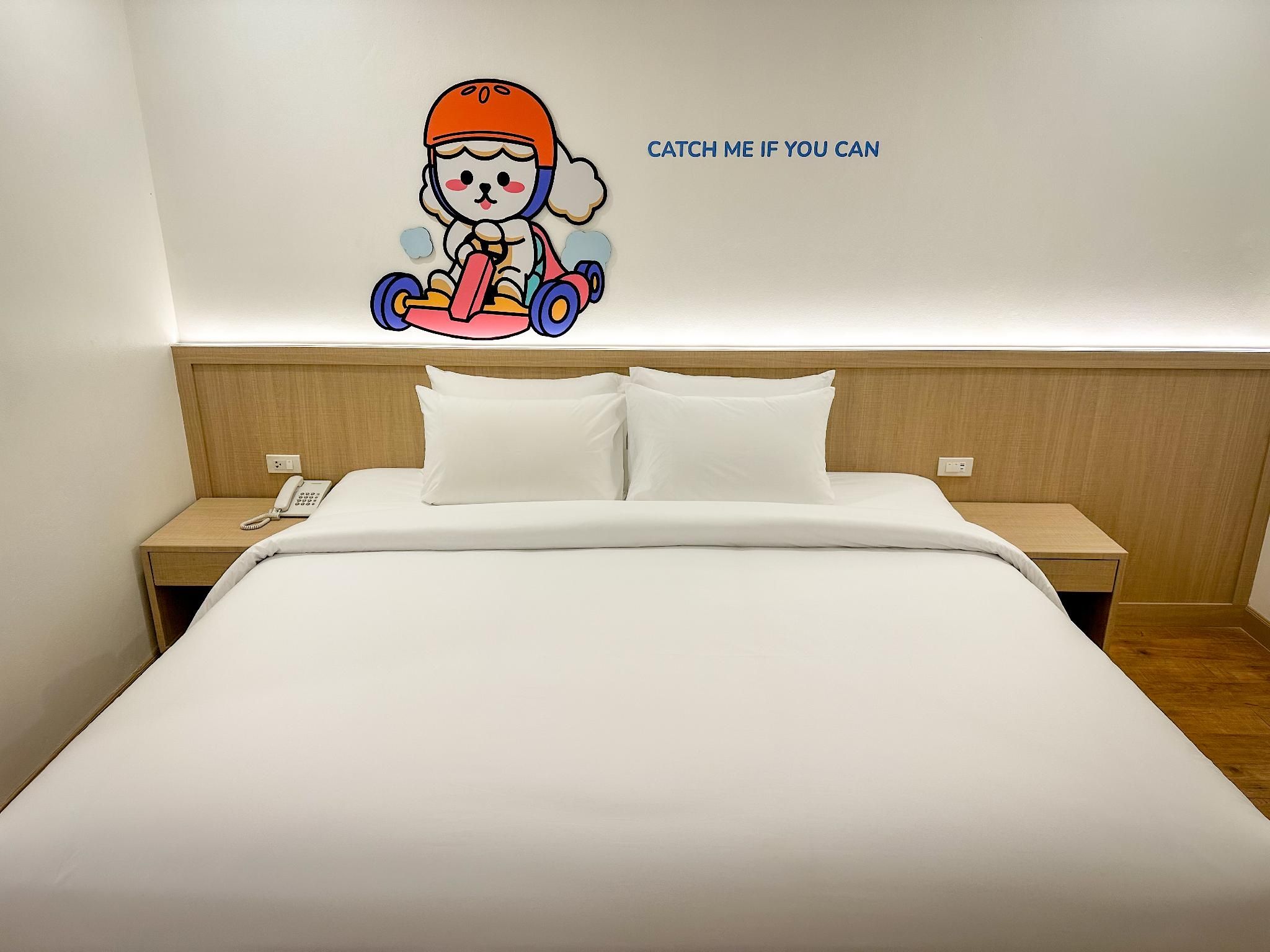 Vane' Mane' Hotel Pattaya Standard King Size Double - Non-Smoking 3