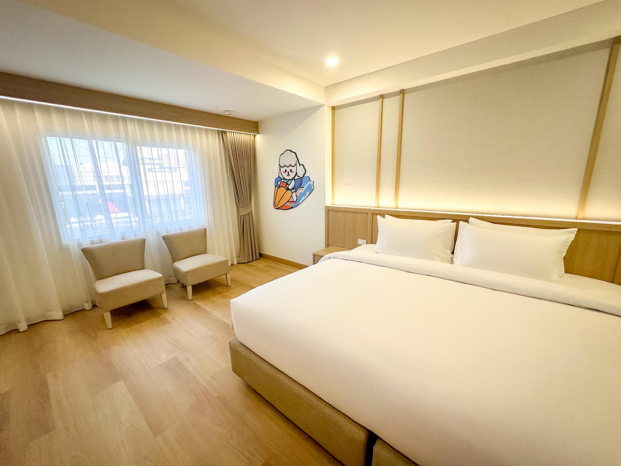 Deluxe King Double Room