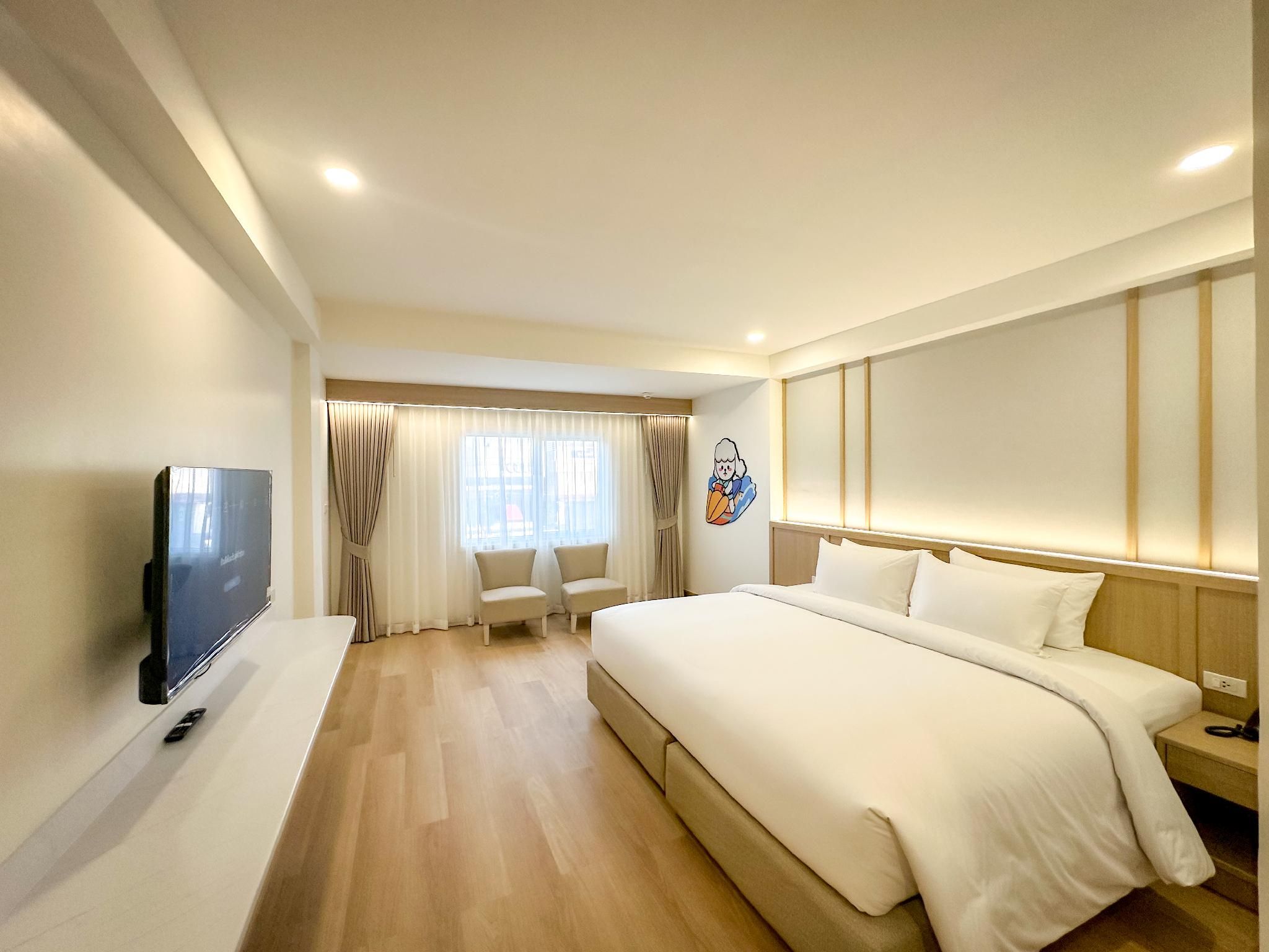 Deluxe King Double Room