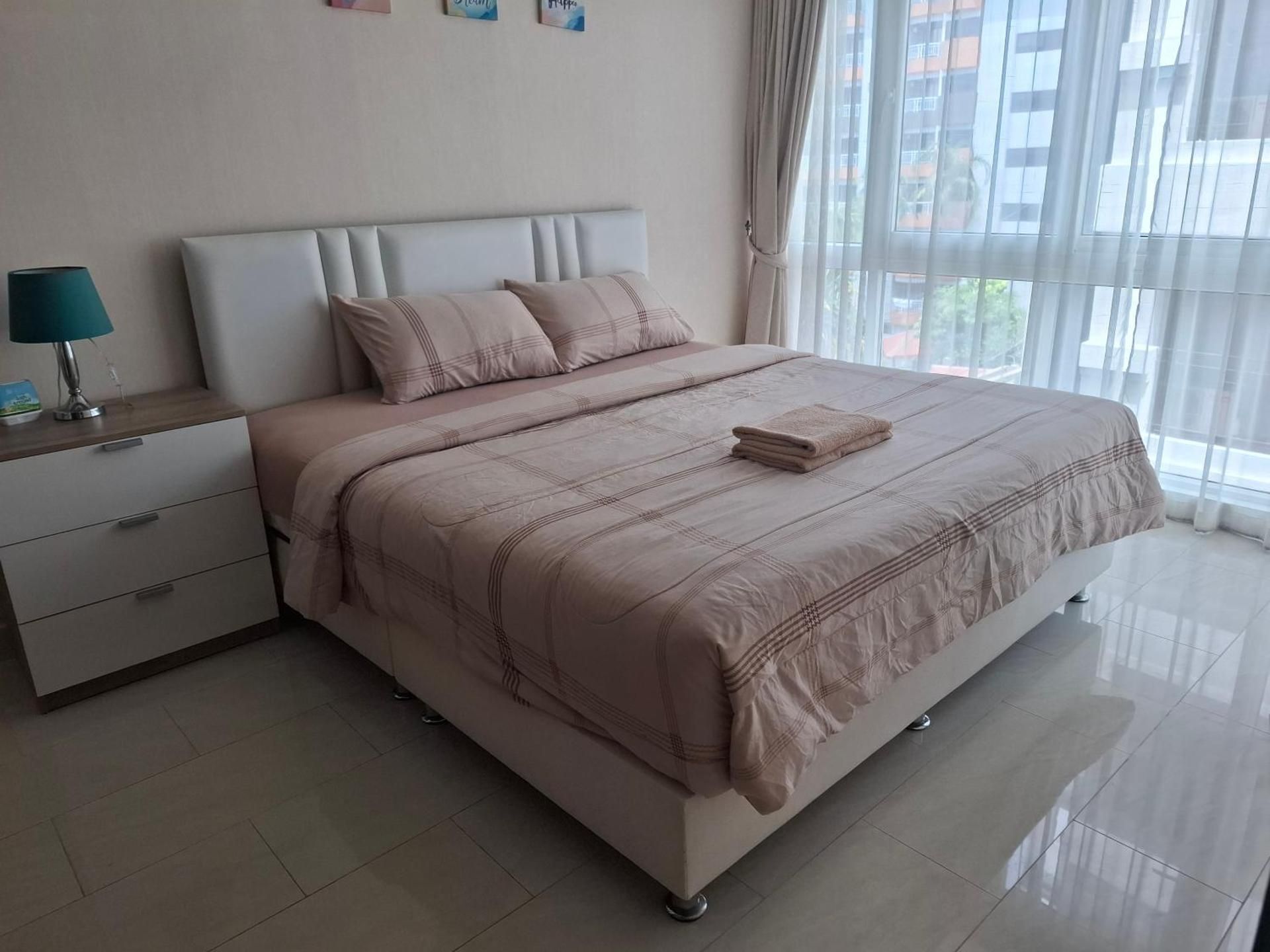 Large Single Room