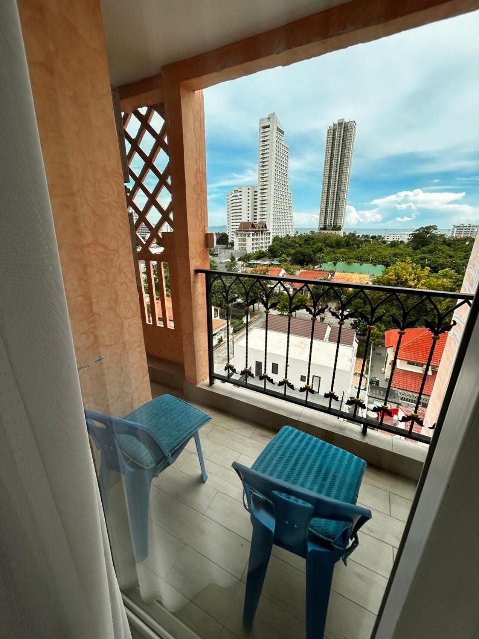 One-Bedroom Apartment with Balcony and City View