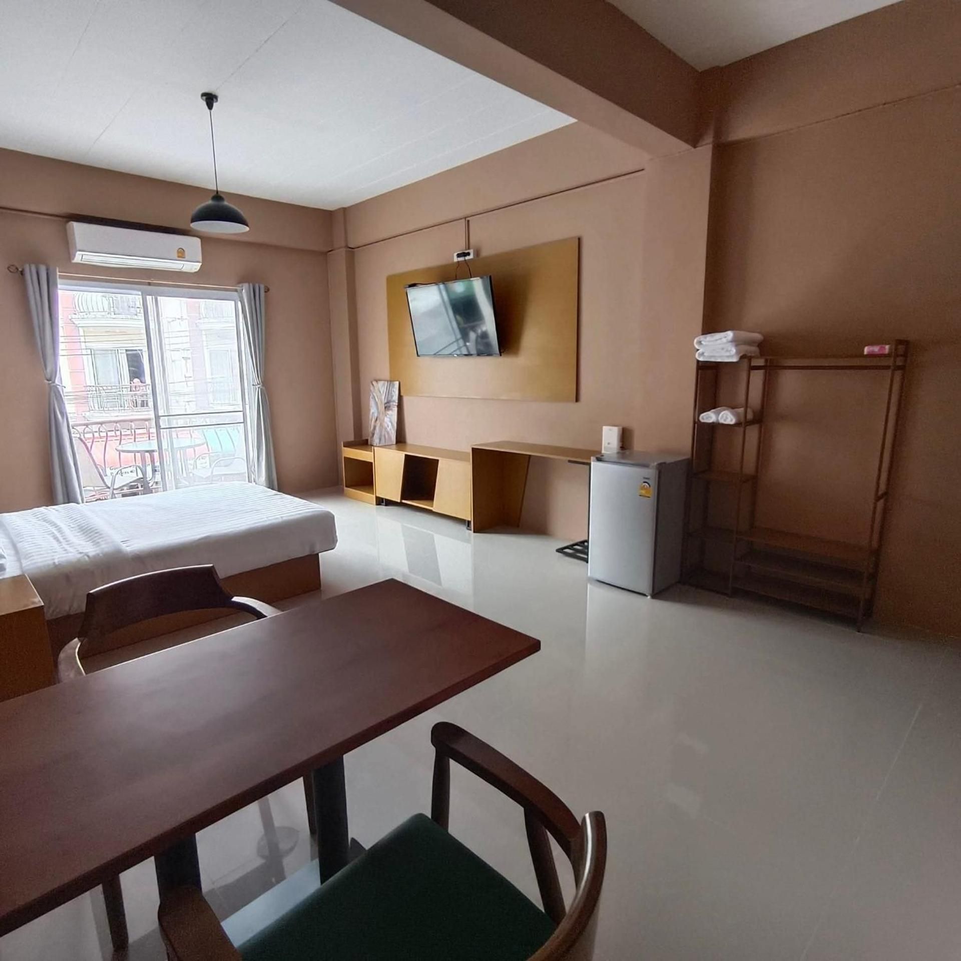 The Shamrock Deluxe Double Room with Balcony