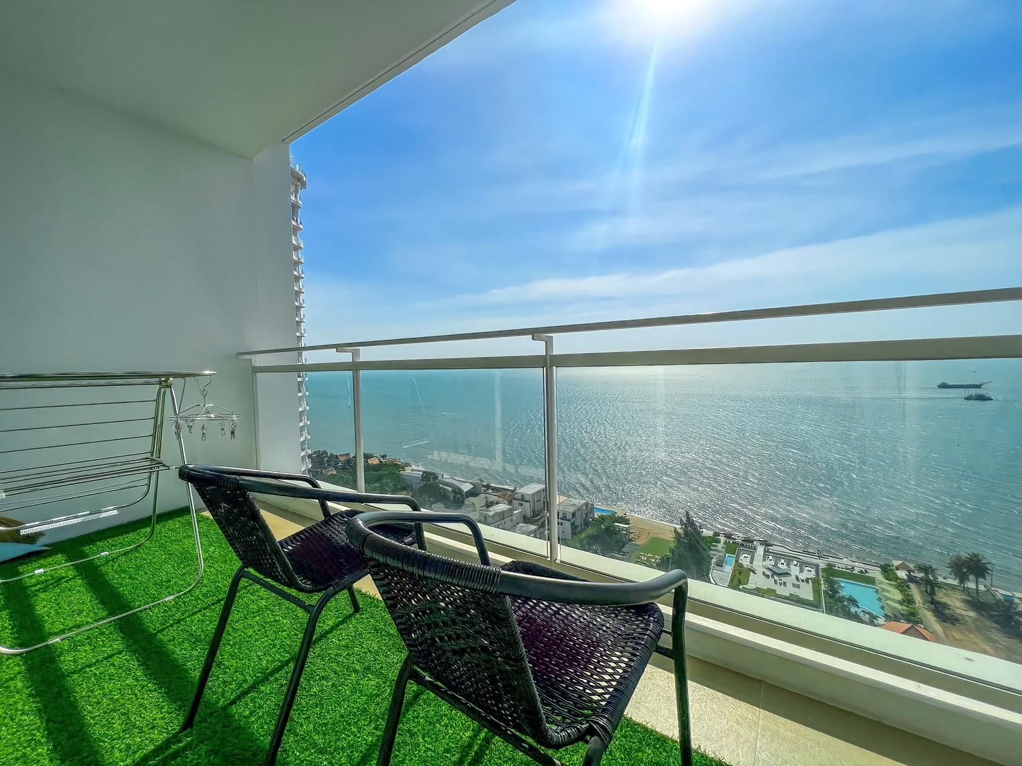 Superior Sea view 3BR @ Veranda Residence Pattaya