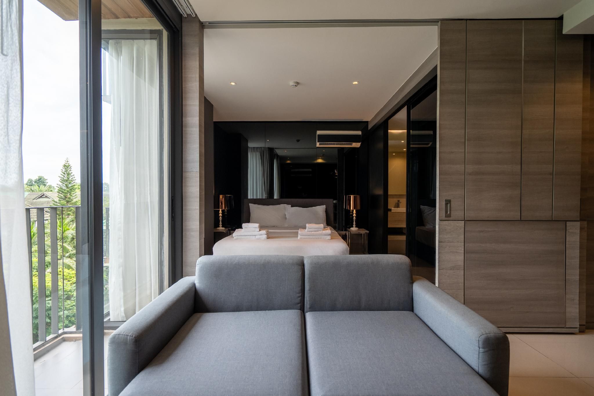 Seaphere Residence by Prop Hopper