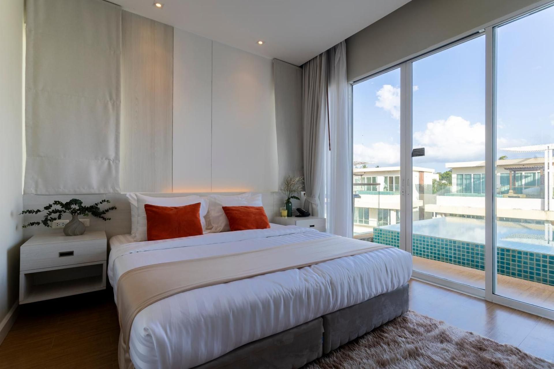 Suite with Private Pool