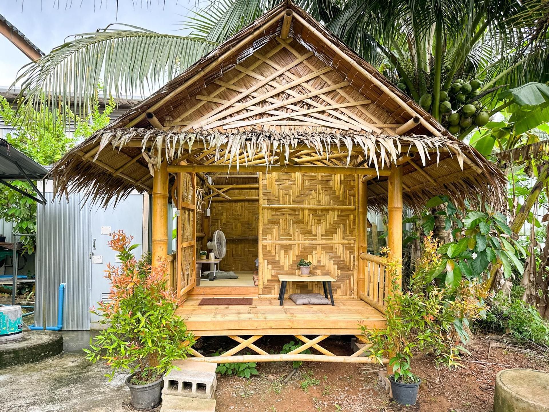 Bungalow with Fan