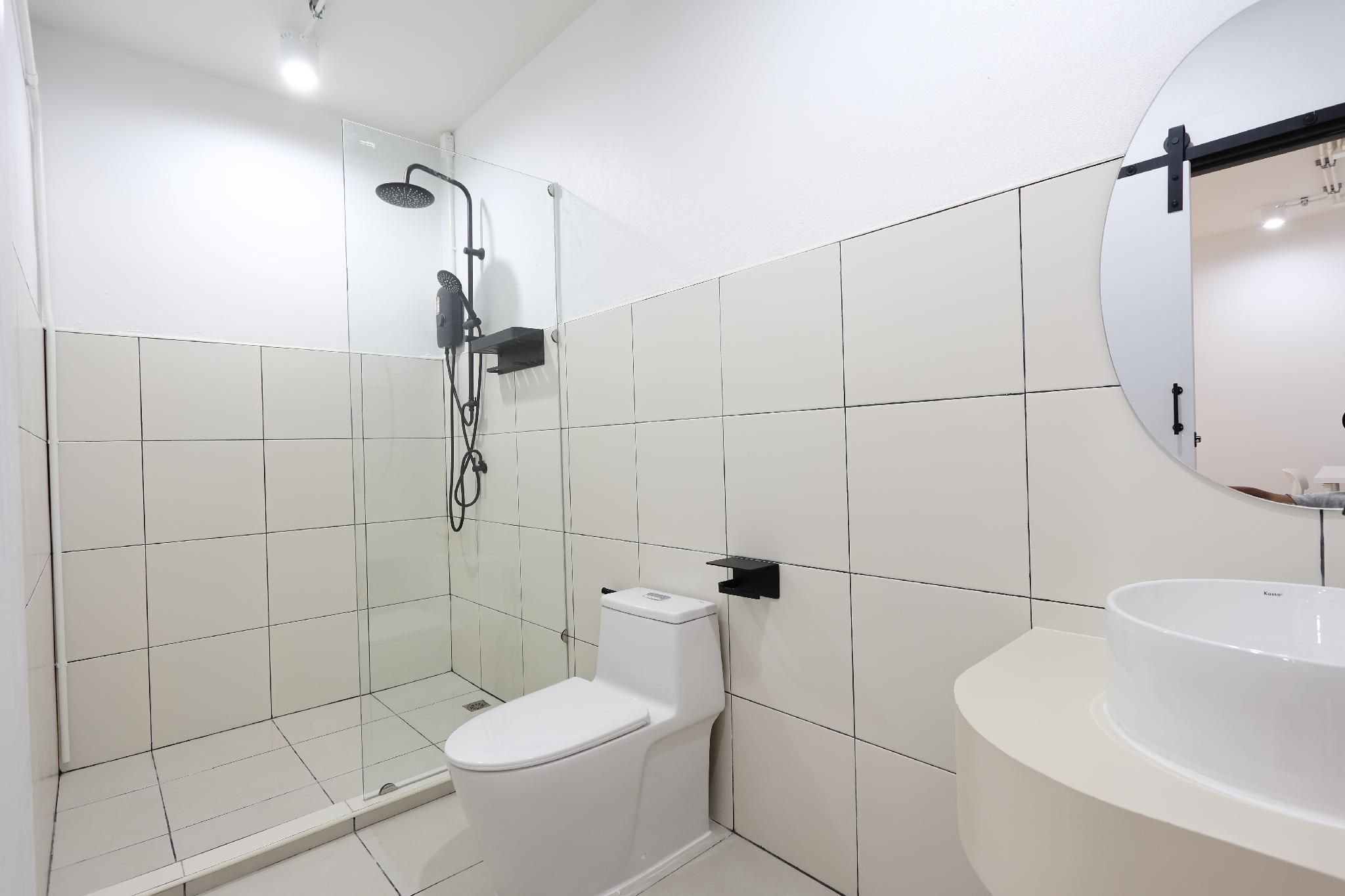 Deluxe King Bed Room