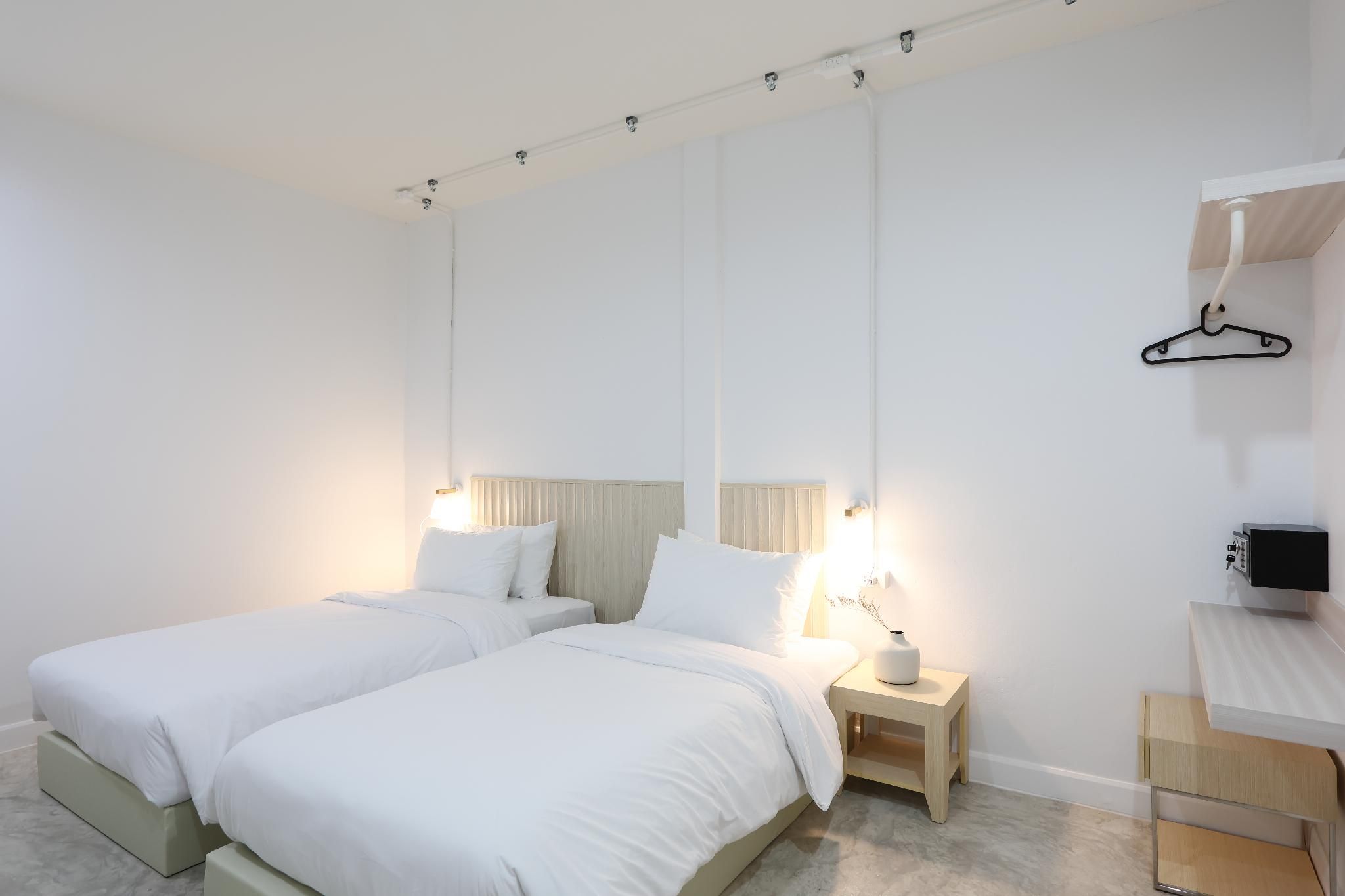 Lfour phuket Standard Twin 2