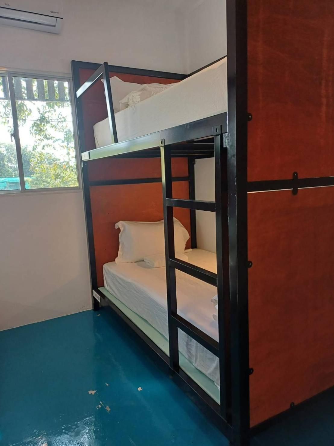 Green Gen Hotel, bed in mixed 6-bed room Bed in 4-Bed Mixed Dormitory Room 2