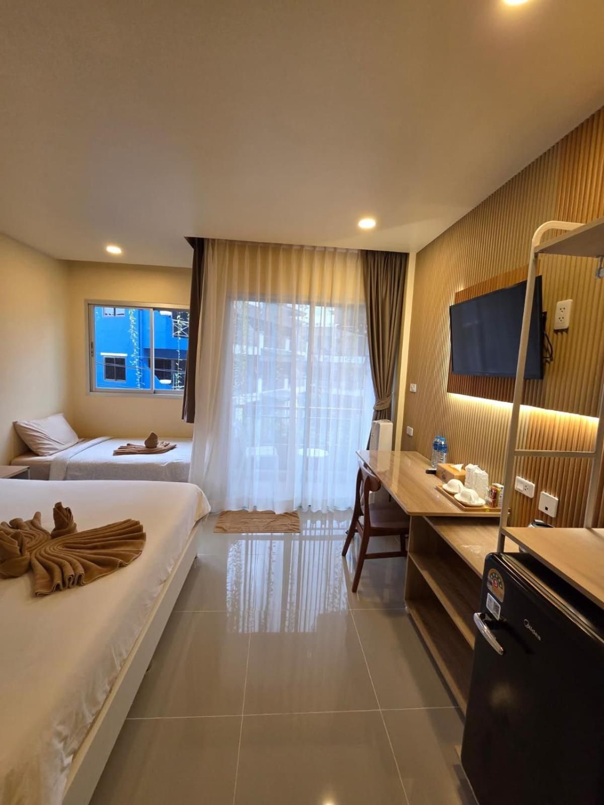 Superior Double or Twin Room with Terrace