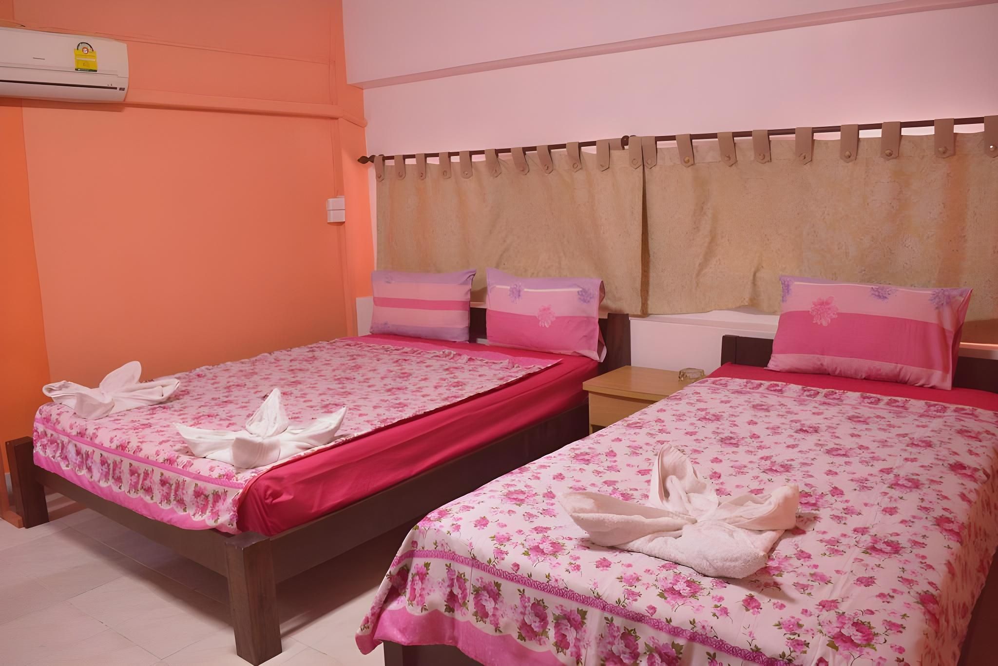 Standard Triple  Room 