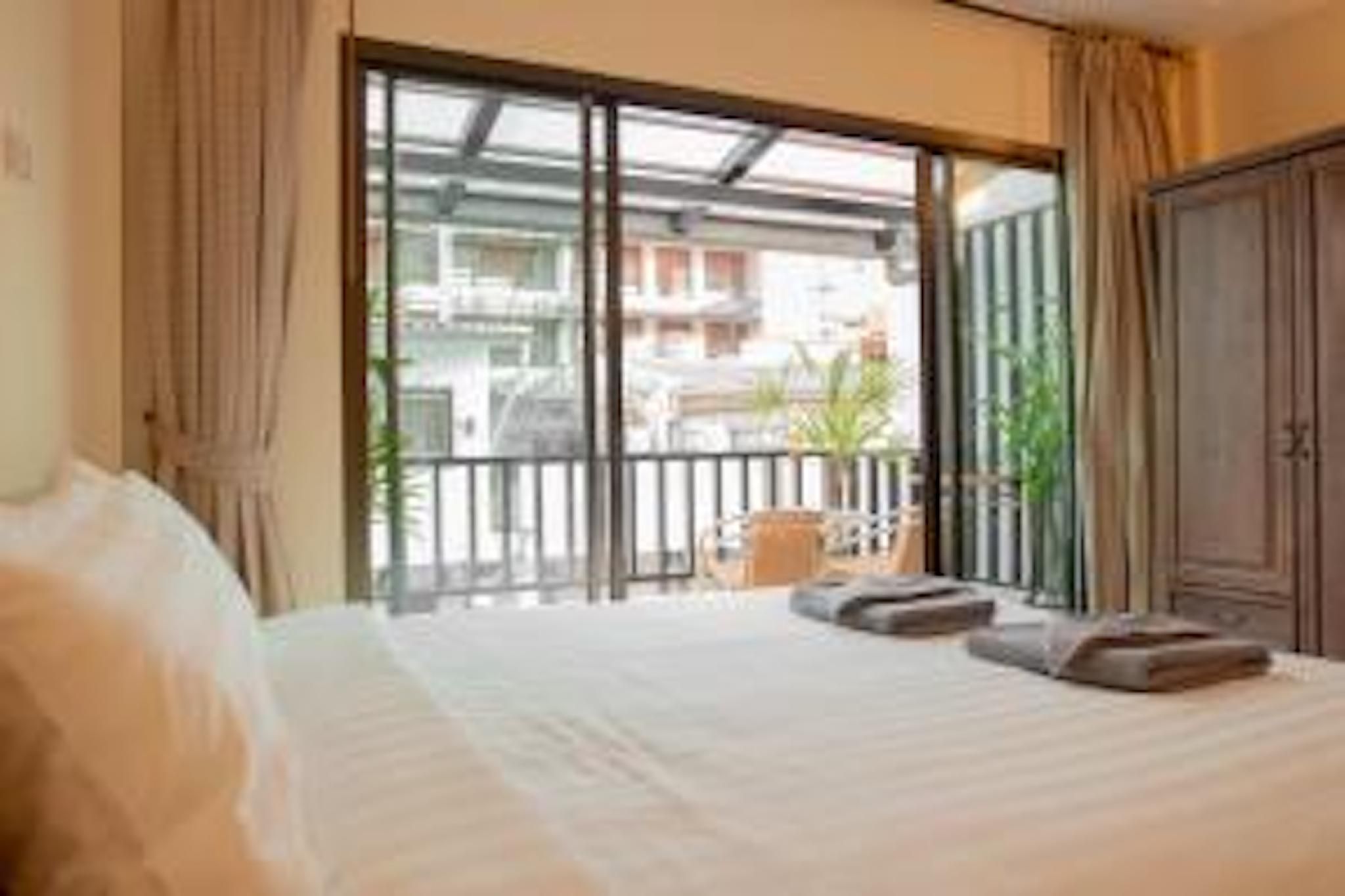 Standard Balcony