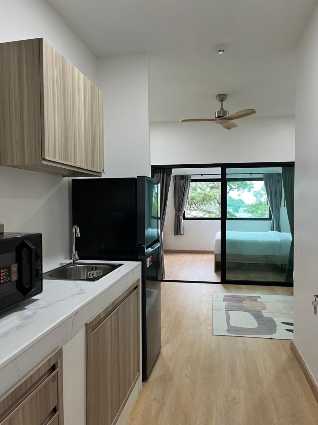 Suite with Mountain View