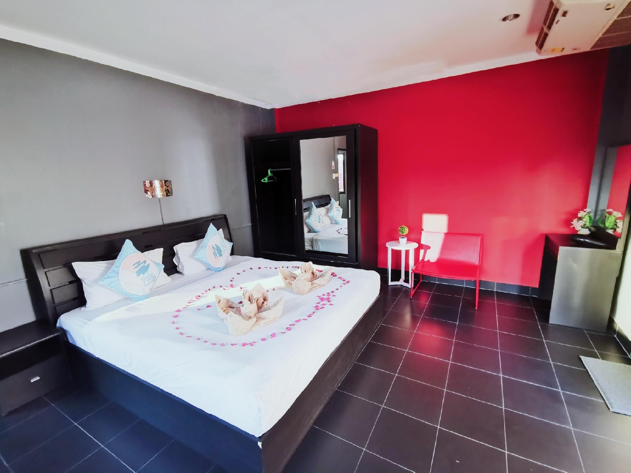 Belle Cose Guesthouse /2 Person Room / King Bed
