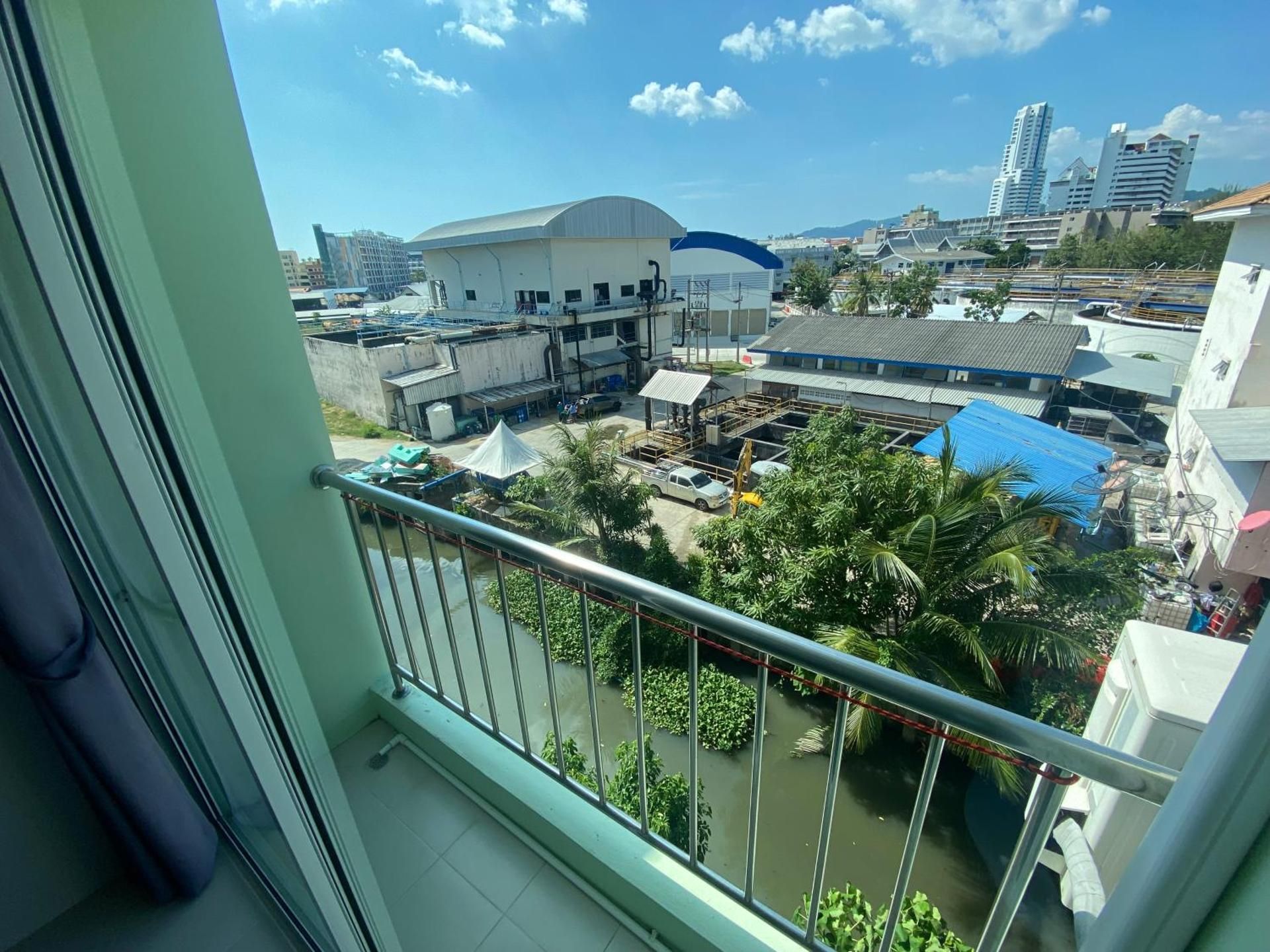 King Room with Balcony