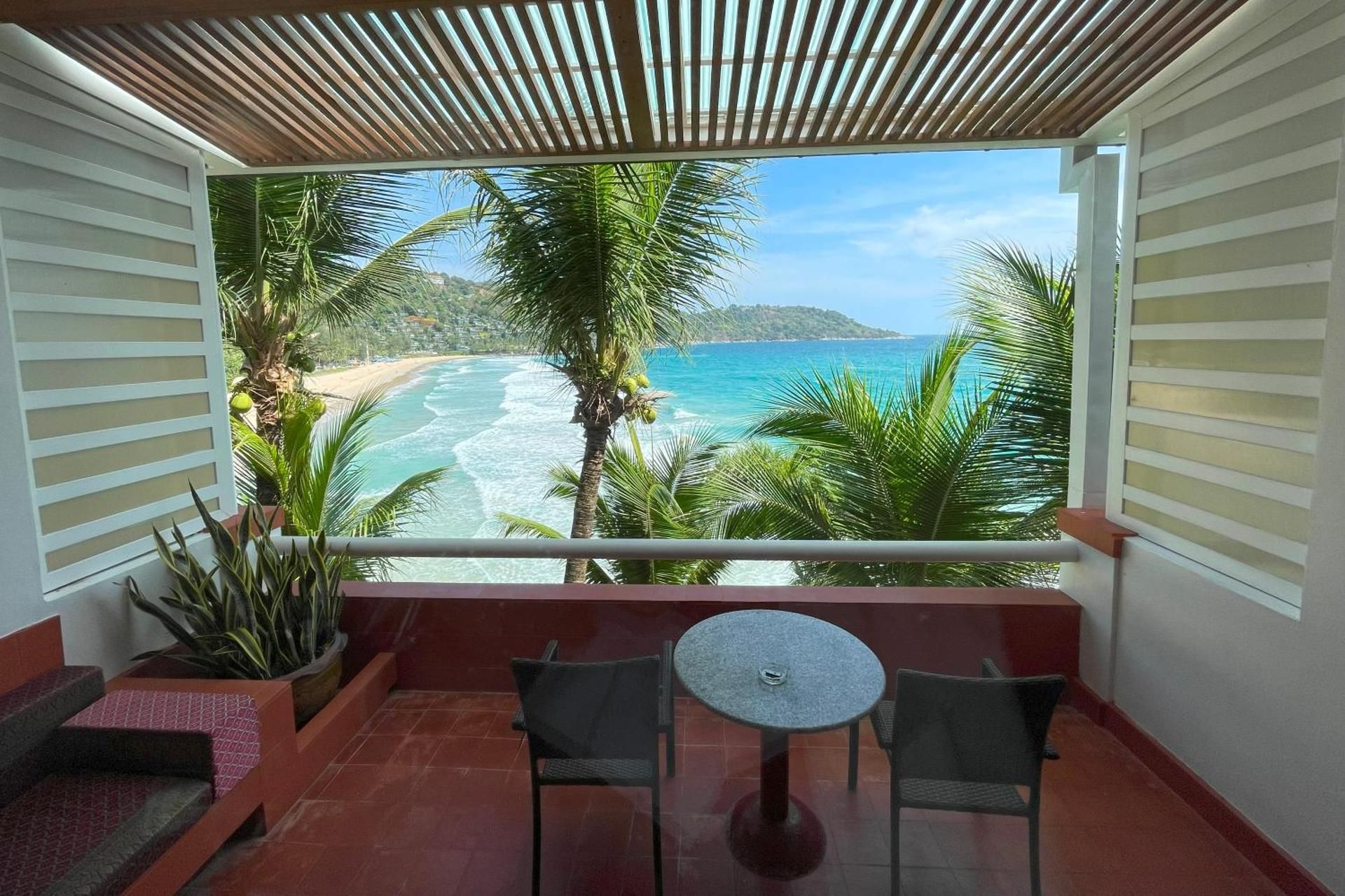 Mom Tri's Villa Royale - SHA Plus Beach Wing Suite 3