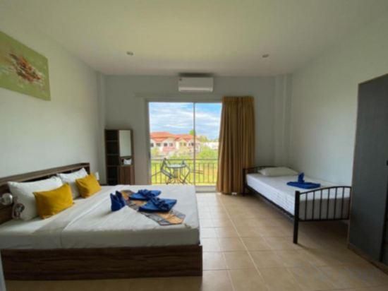 Triple Room with Balcony