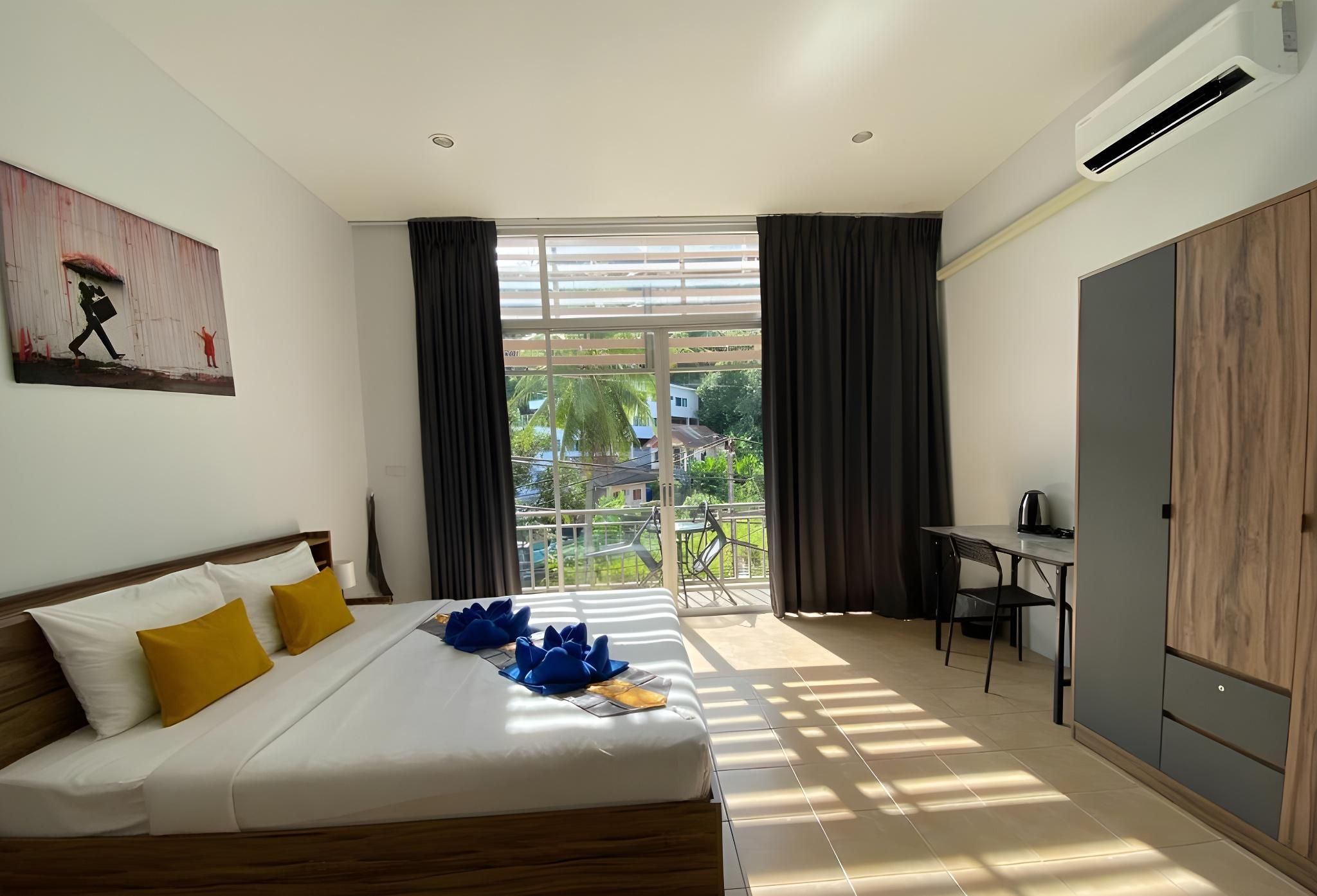 Triple Room - 1 Double Bed and 1 Single Bed