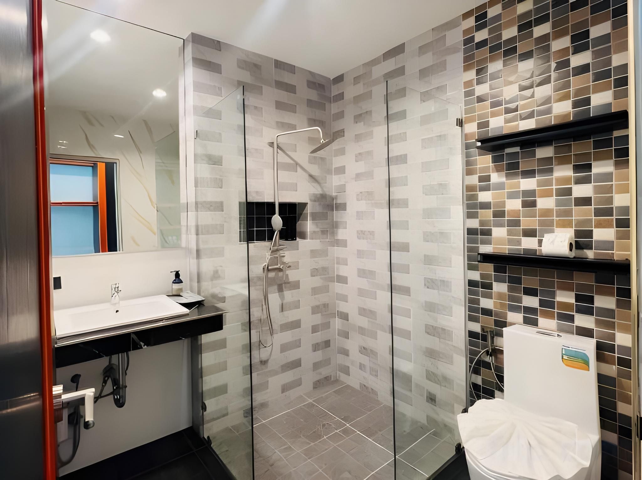 Deluxe Double or Twin Room with Pool Access