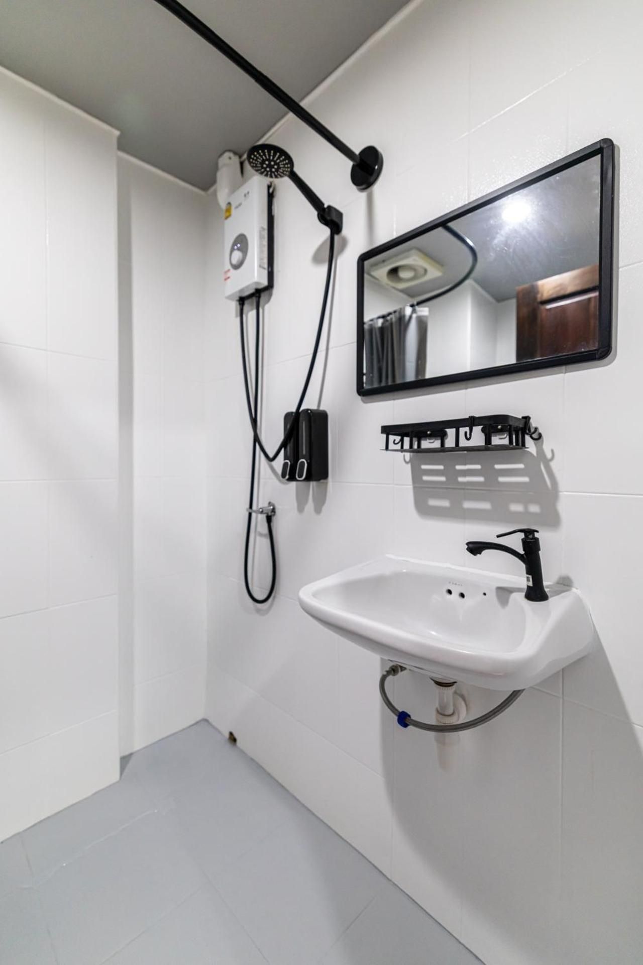 Suite with Mountain View