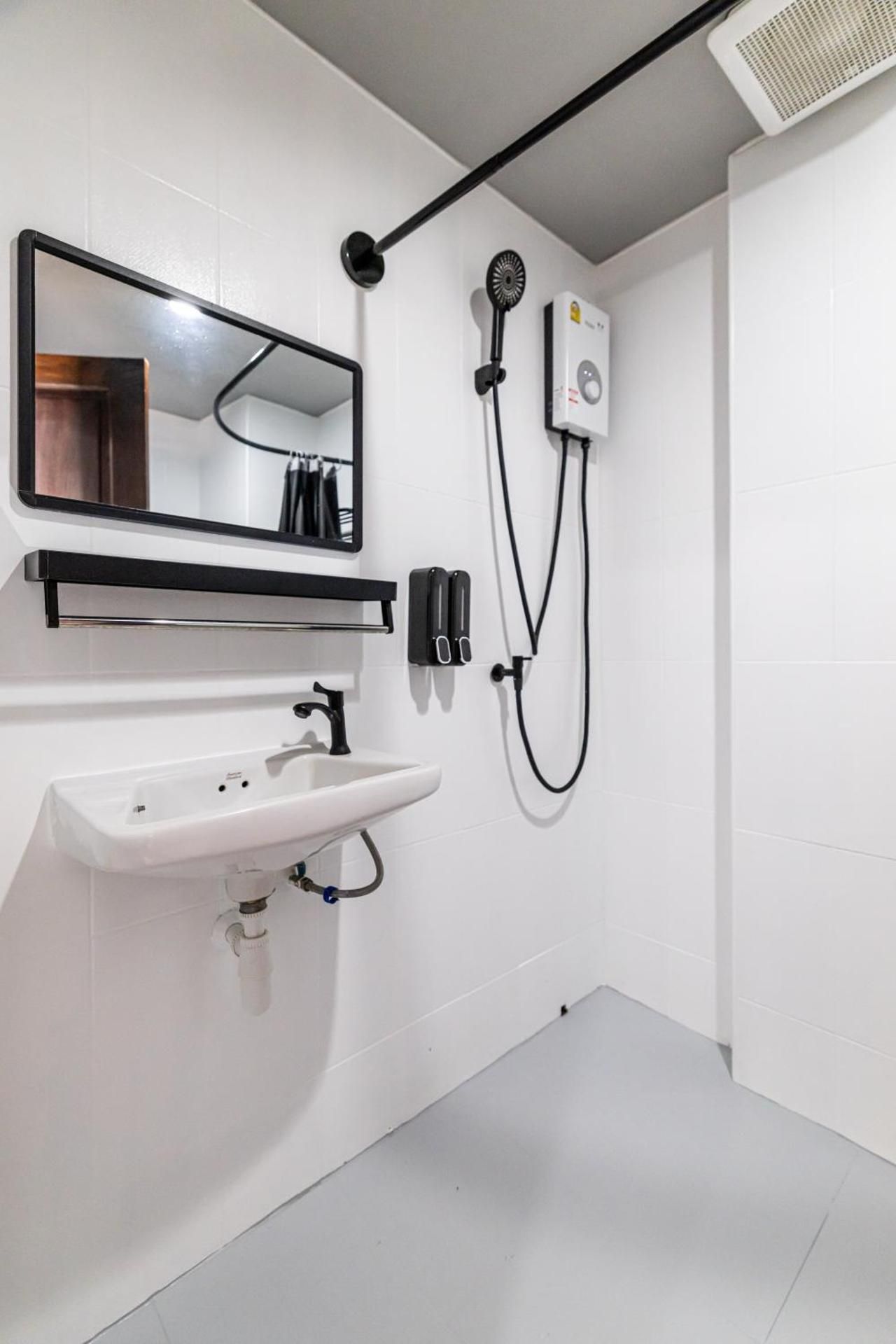 Deluxe Suite with Sea View