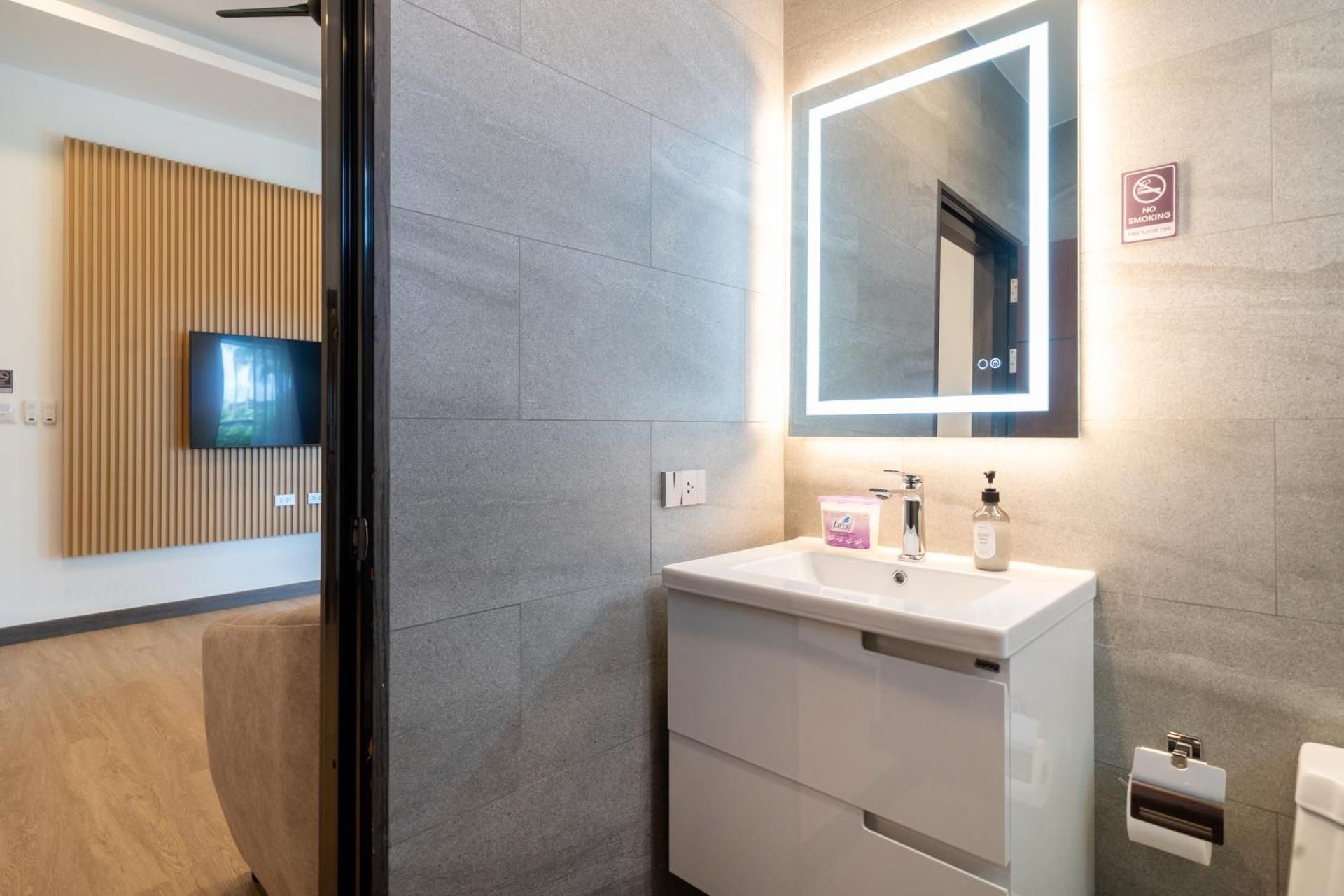 Junior Suite with Balcony