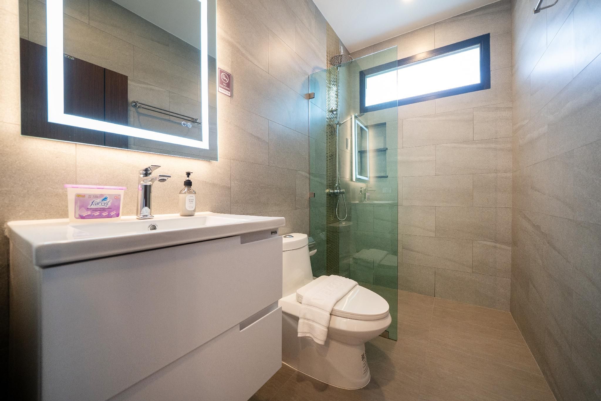 DC Resident Phuket Standard Room 3