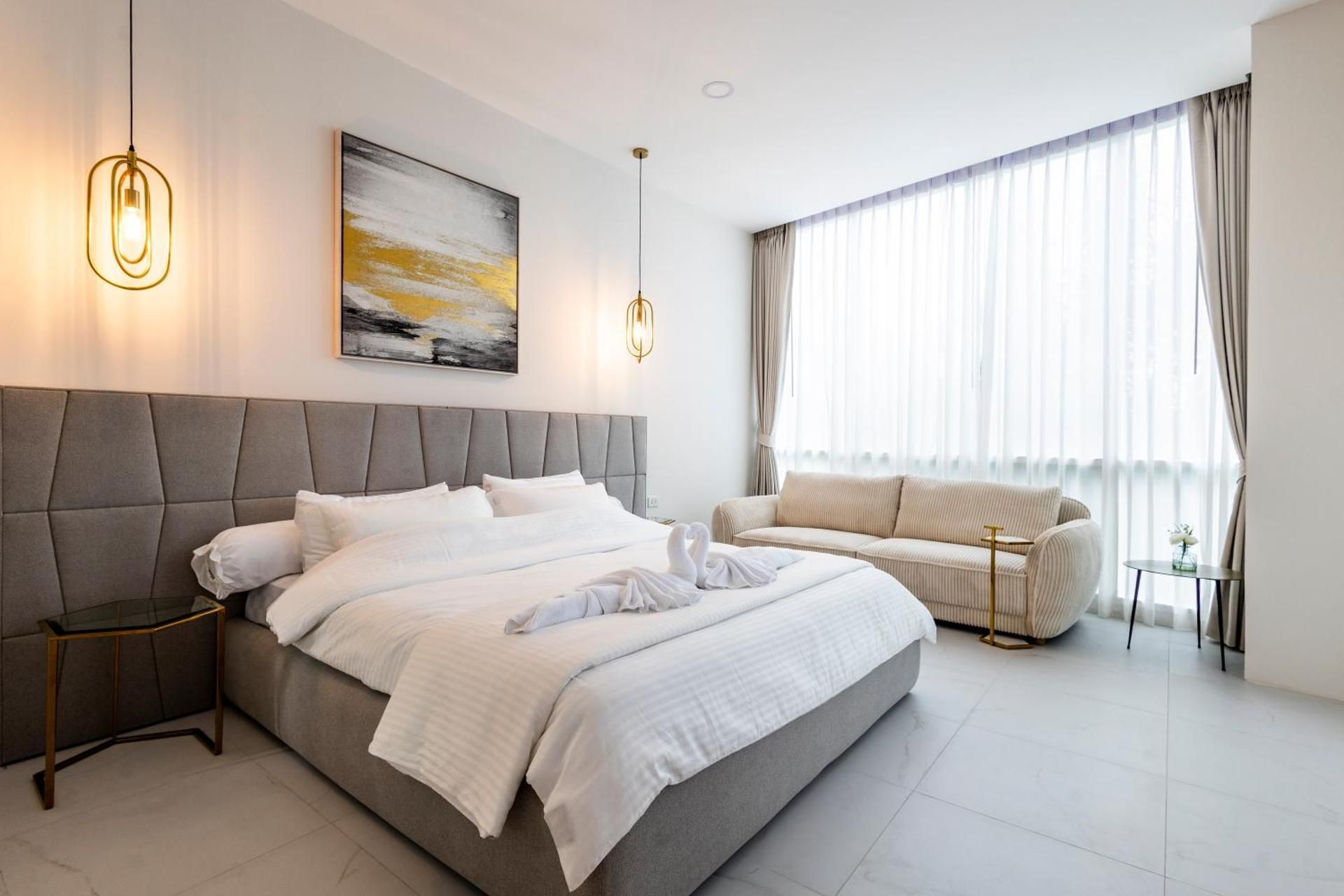 Karon Beach Residence  Three-Bedroom Apartment with Sea View