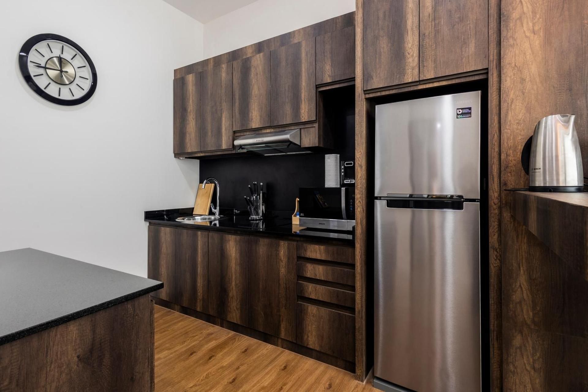 Karon Beach Residence  Deluxe One-Bedroom Apartment with Garden View 2