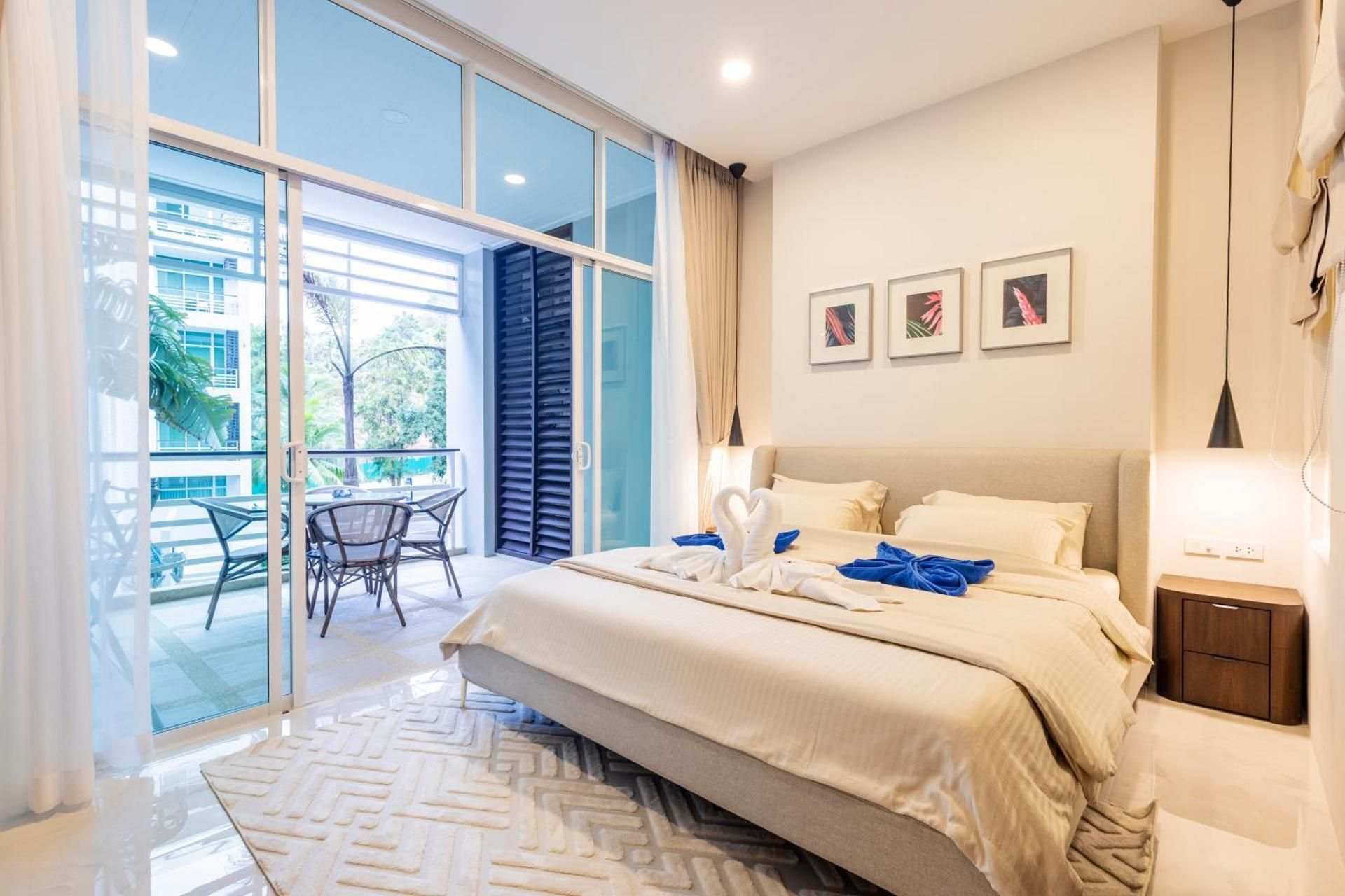 Two-Bedroom Apartment with Terrace