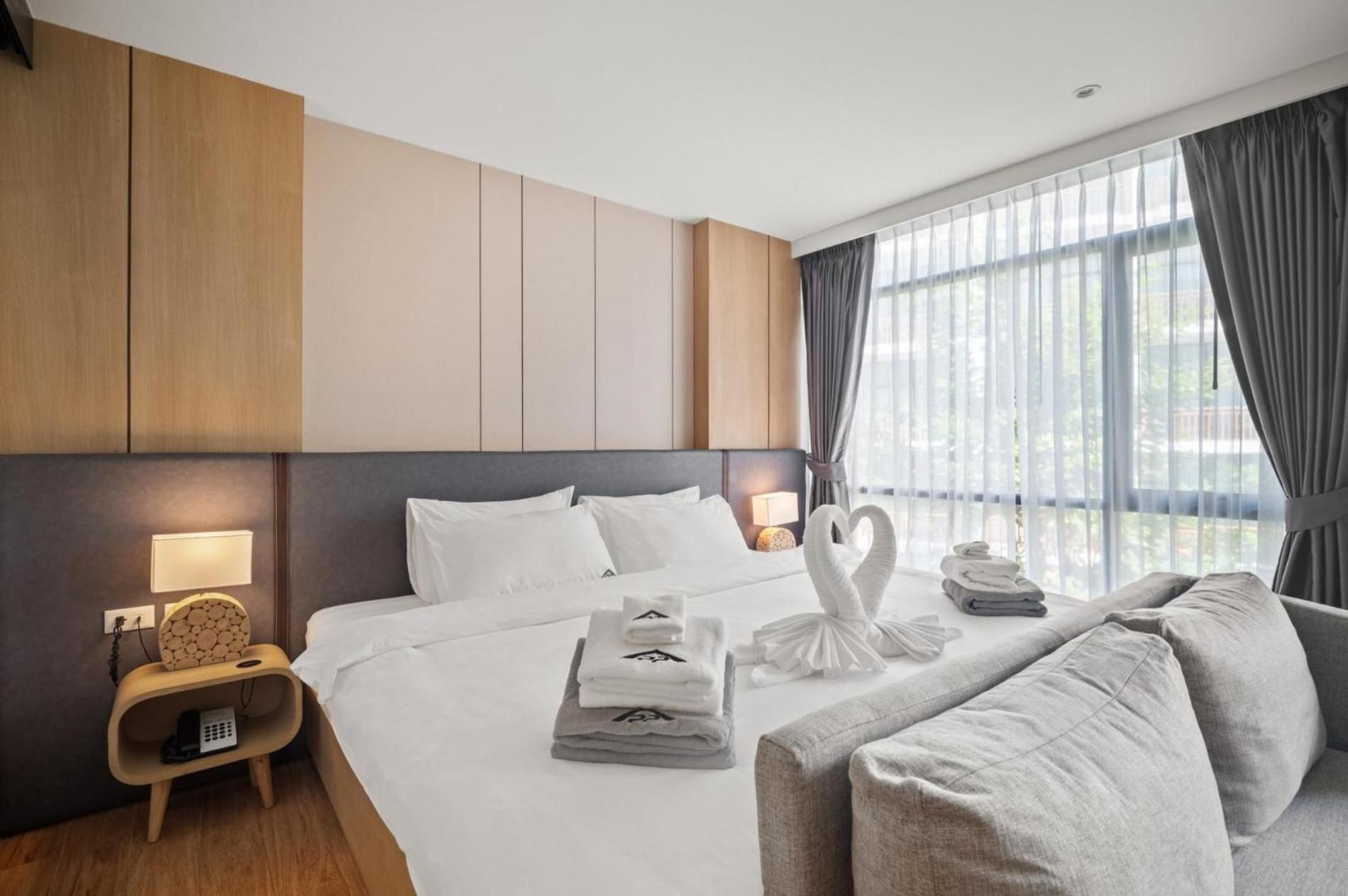 One-Bedroom Apartment