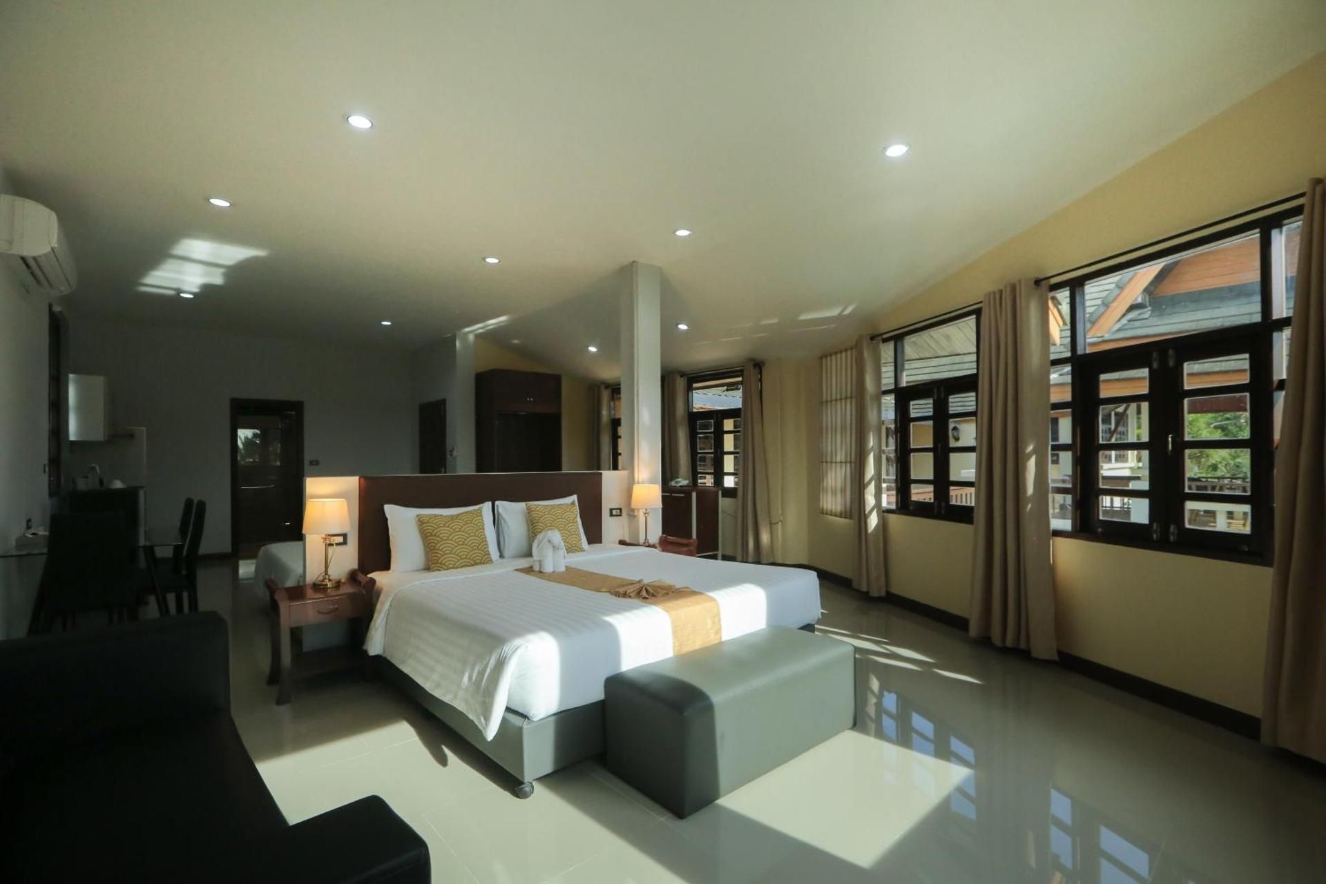 Family Room with Sea View