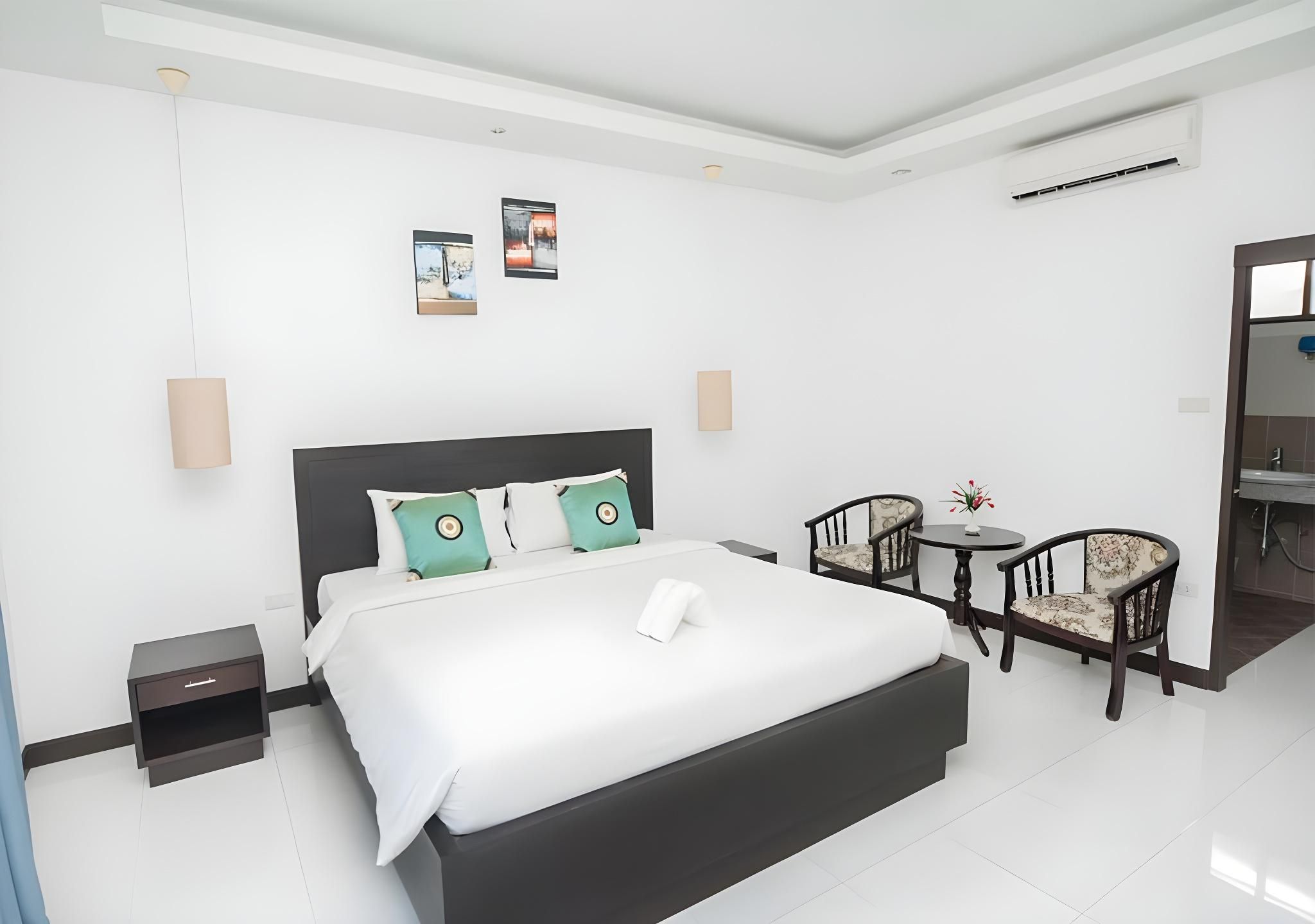 Standard Room - Check-In 2PM