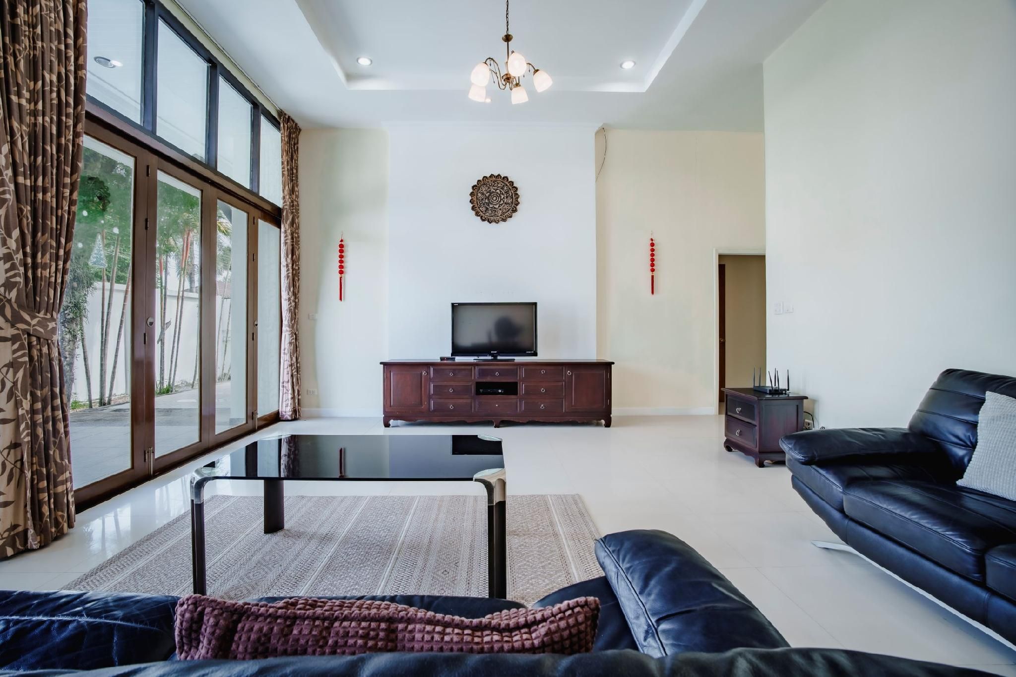 separate living room