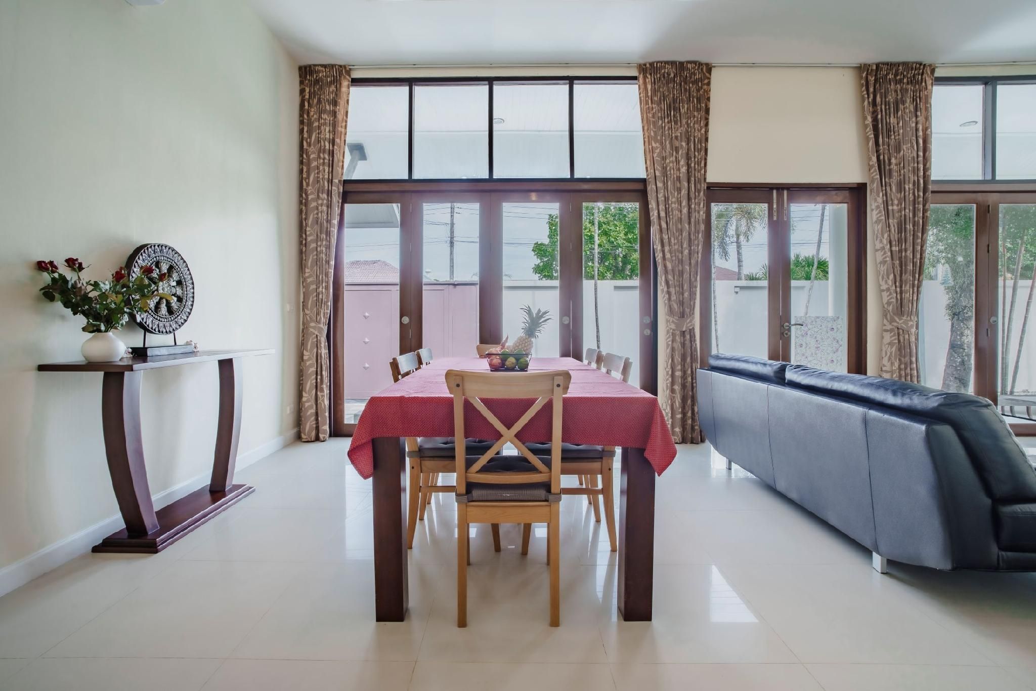 separate living room