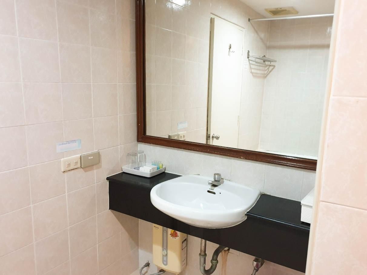 The Royal Gems Golf Resort Gems suite  3