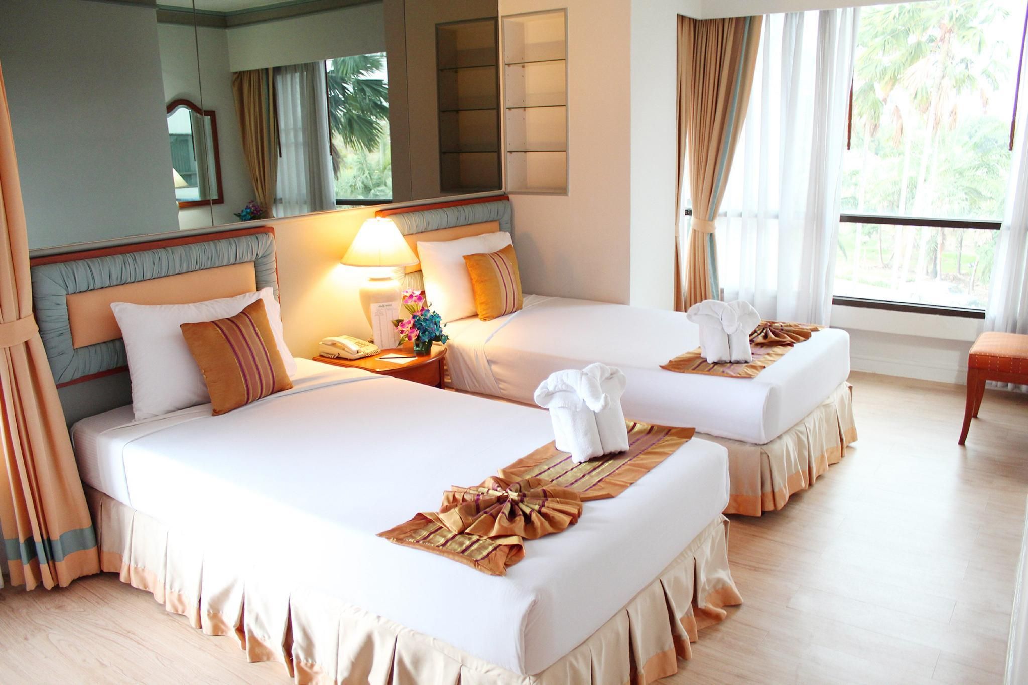 The Royal Gems Golf Resort Deluxe 2