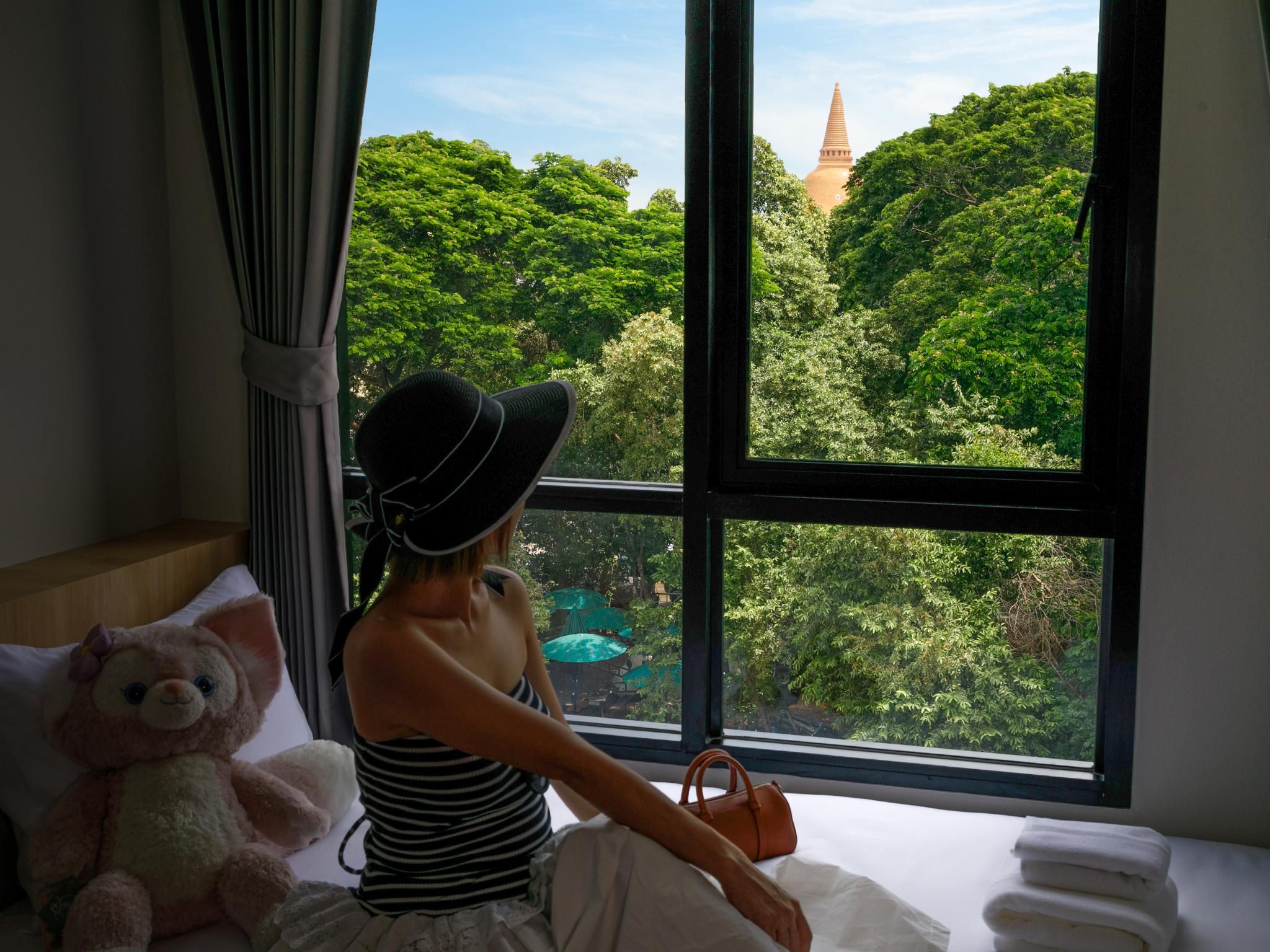 amenity (guest room)