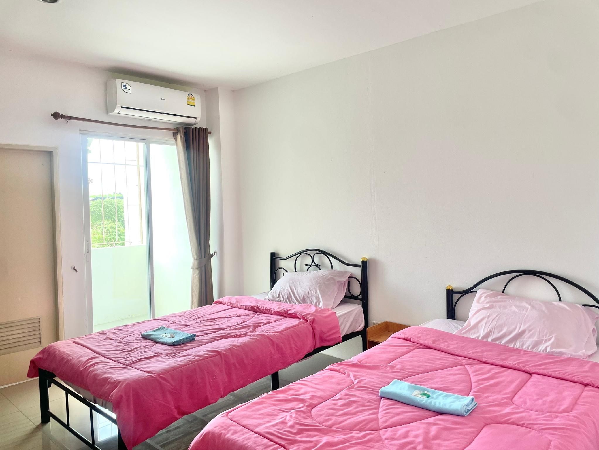 Twin Bed Superior City