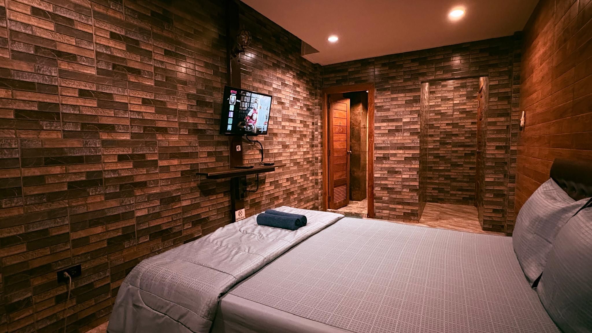 Three Palms House Bangsaen Deluxe City View 2